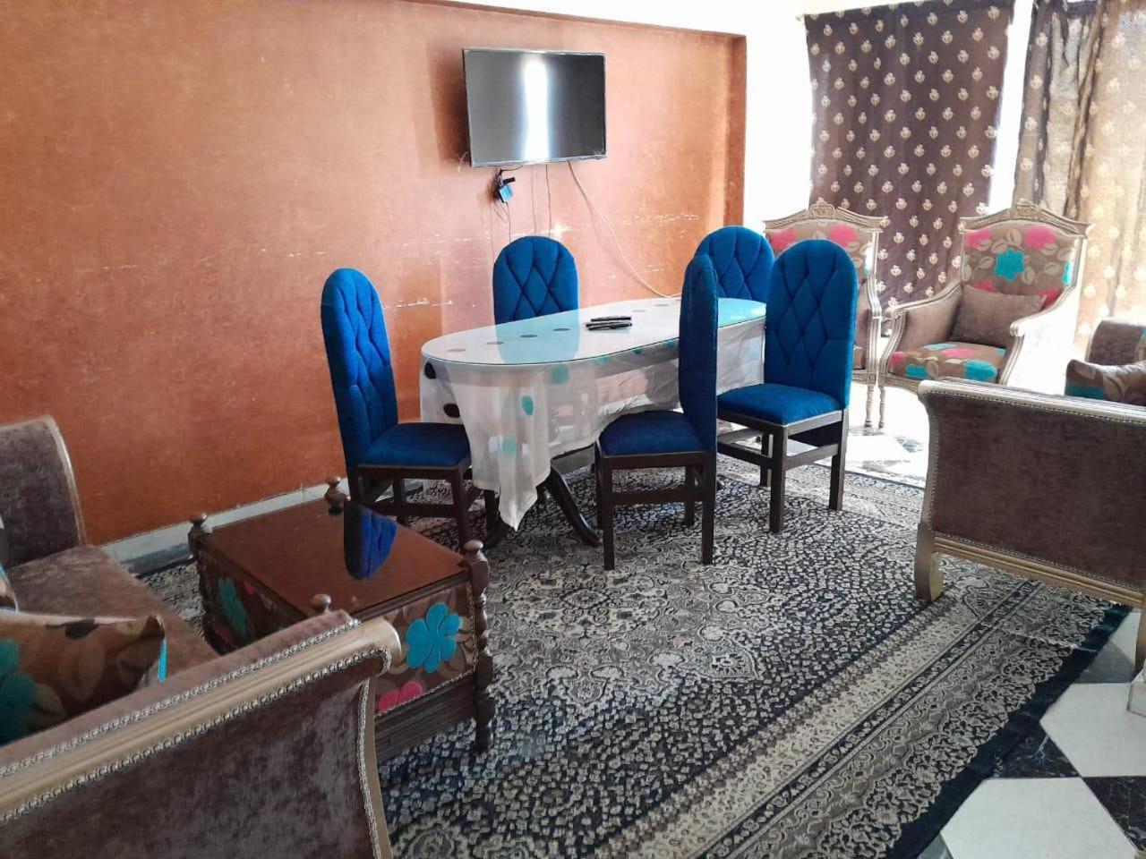 Apartment للايجار اليومى فى اميز موقع على كورنيش الاسكندرية فى منطقة سيدى بشر For Daily Rent In An Excellent Location On The Corniche In The Sidi Bishr Area