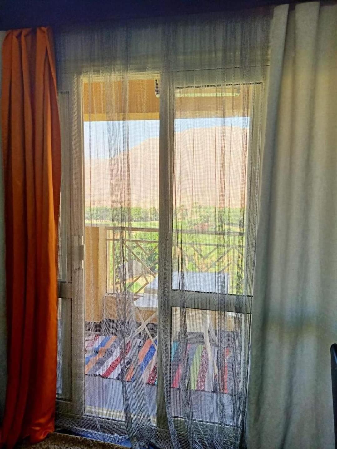 Apartment بورتو السخنة ابراج على البحر