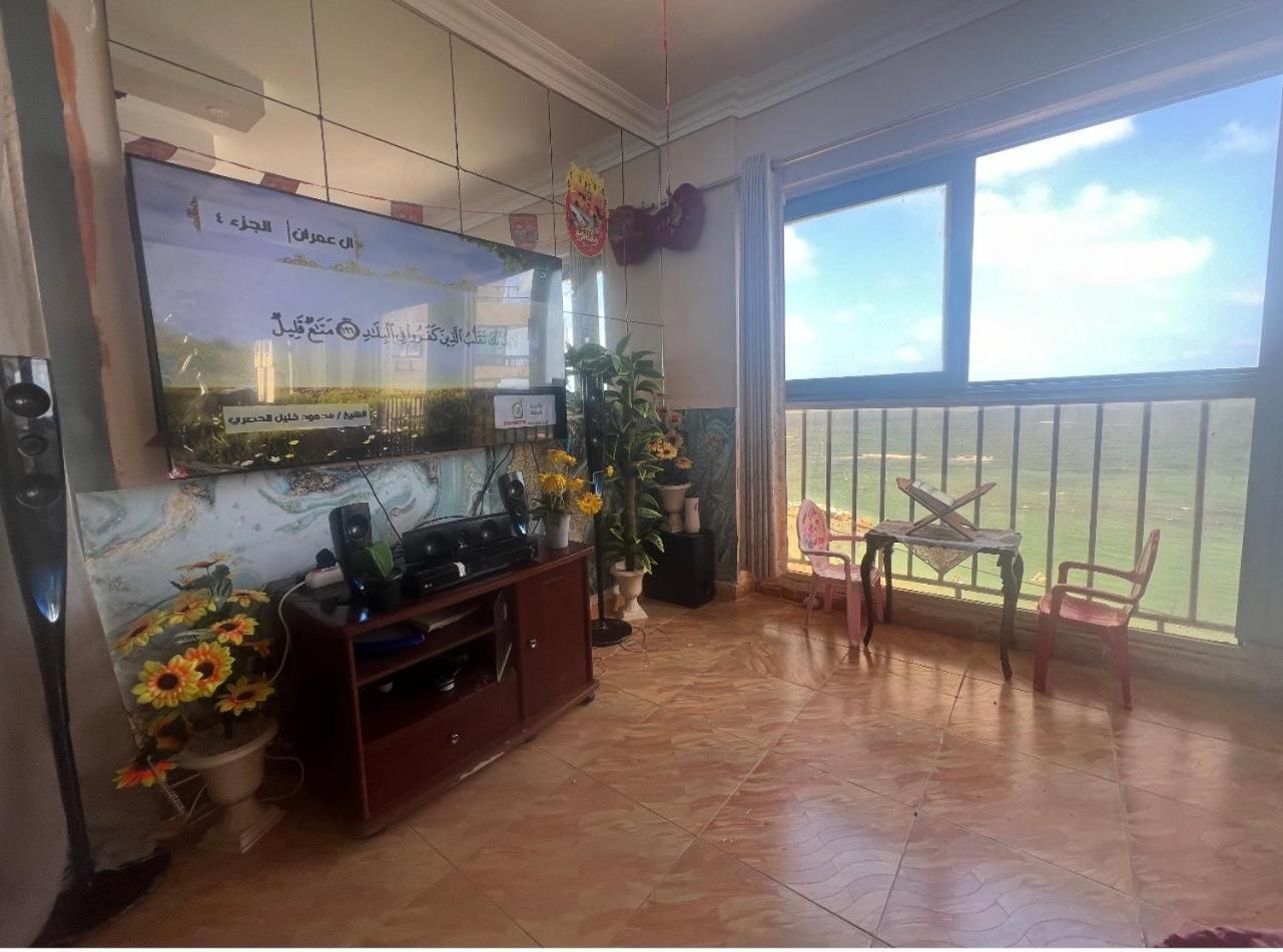 Zamzm Panoramic Sea View Family Flat - Beachfront * Alexandria