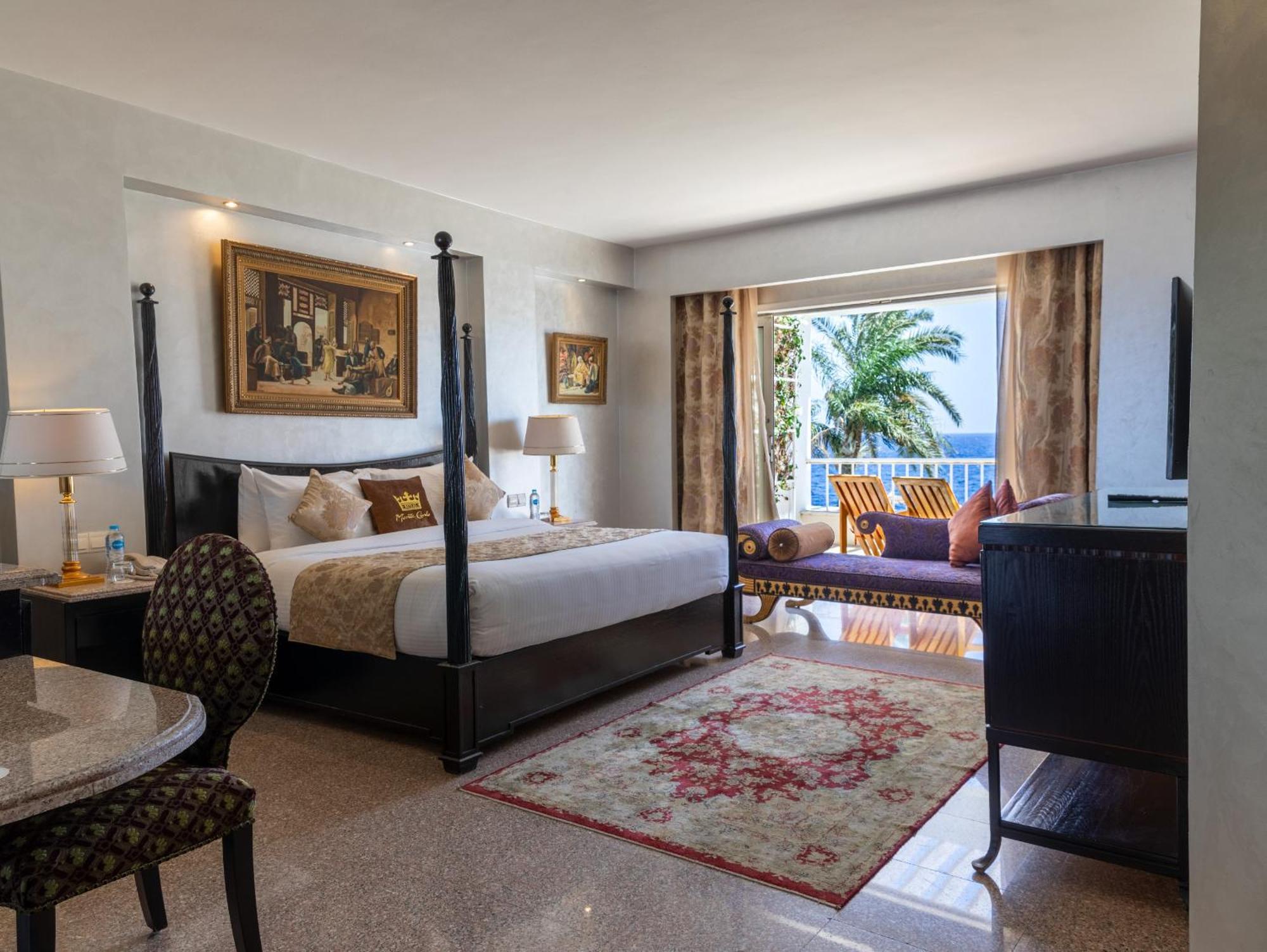 Royal Monte-carlo & (adults Only)