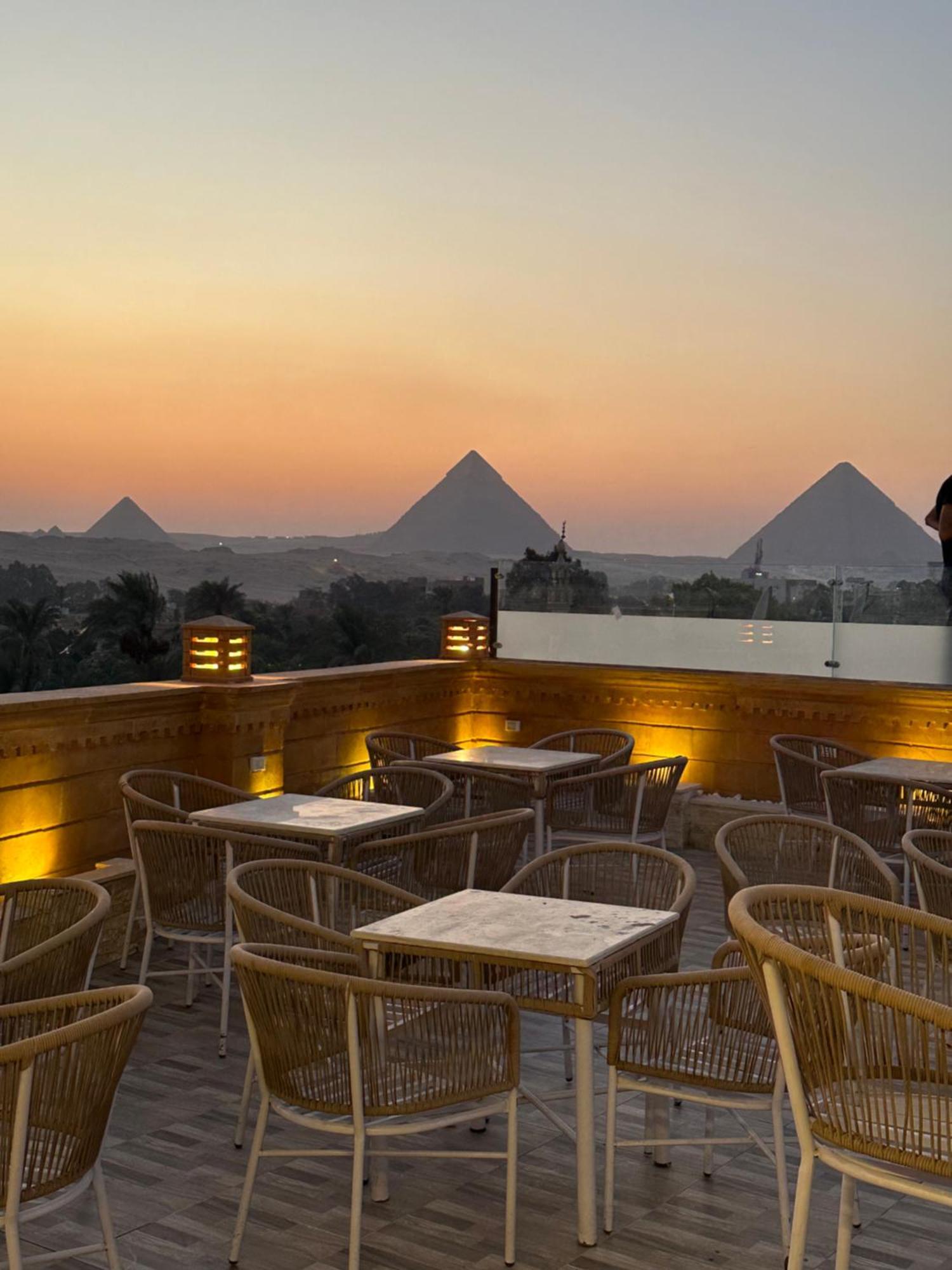 Taj Pyramids View Bed & Breakfast Kafrat al Jabal