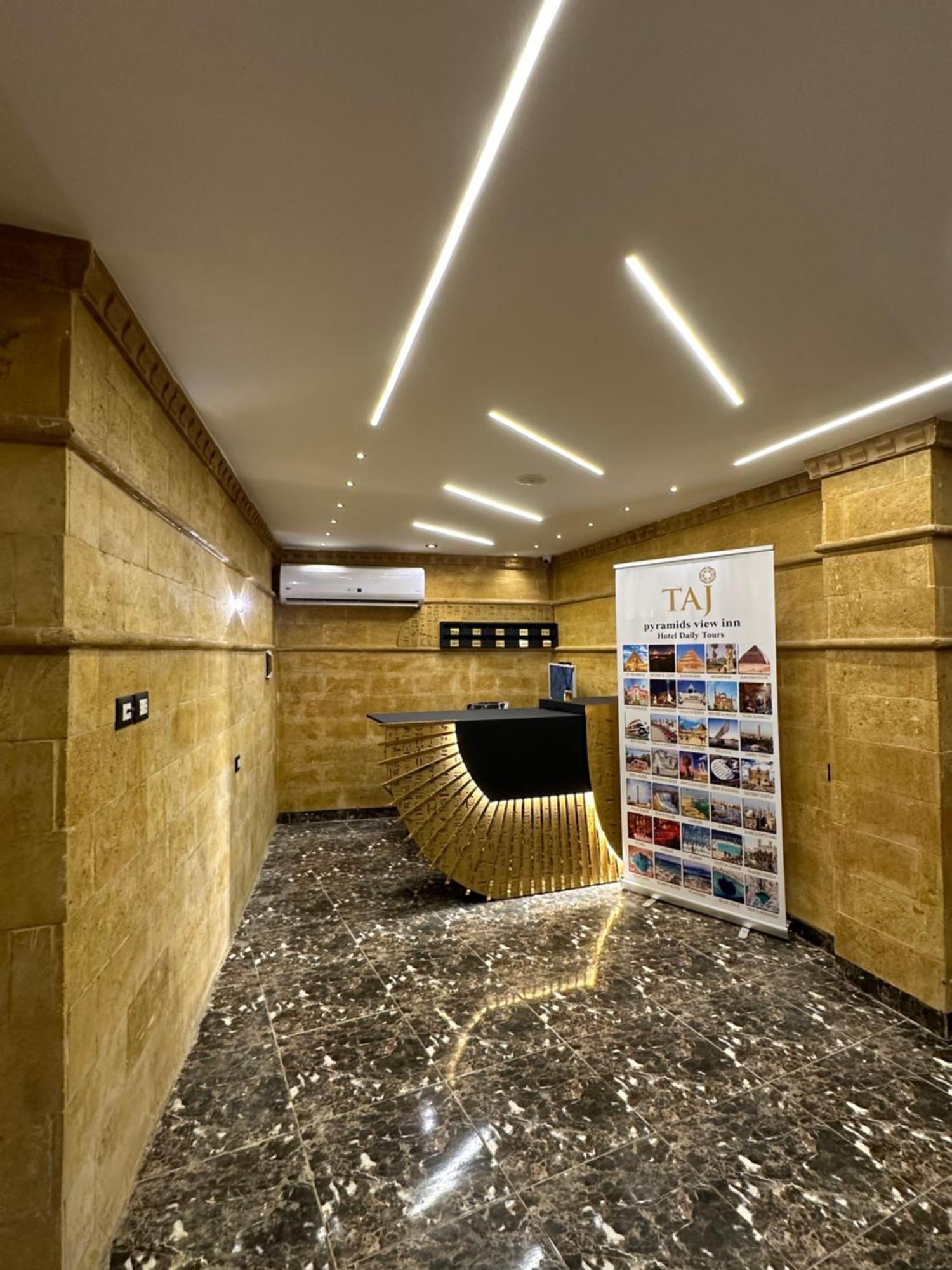 Taj Pyramids View Bed & Breakfast *