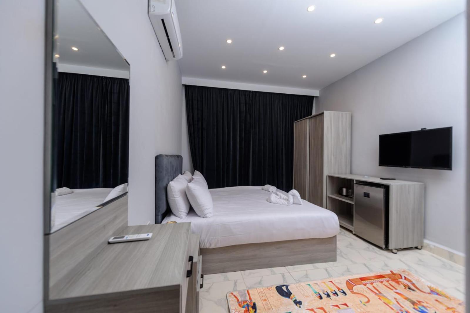 Habu Pyramids View Hotel 4*