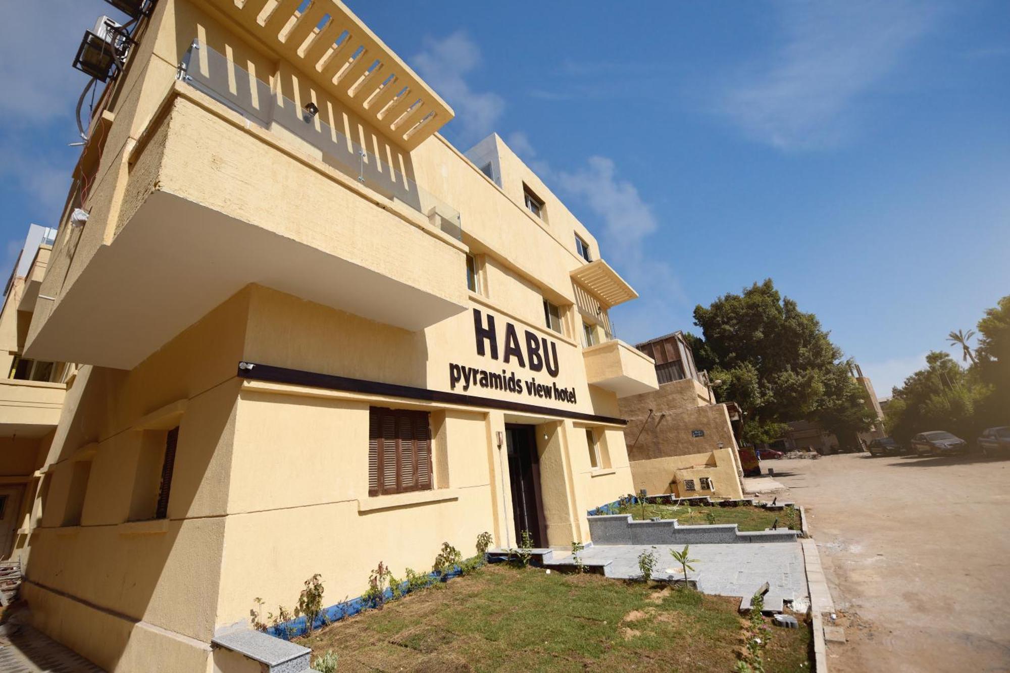 Habu Pyramids View Hotel 4*