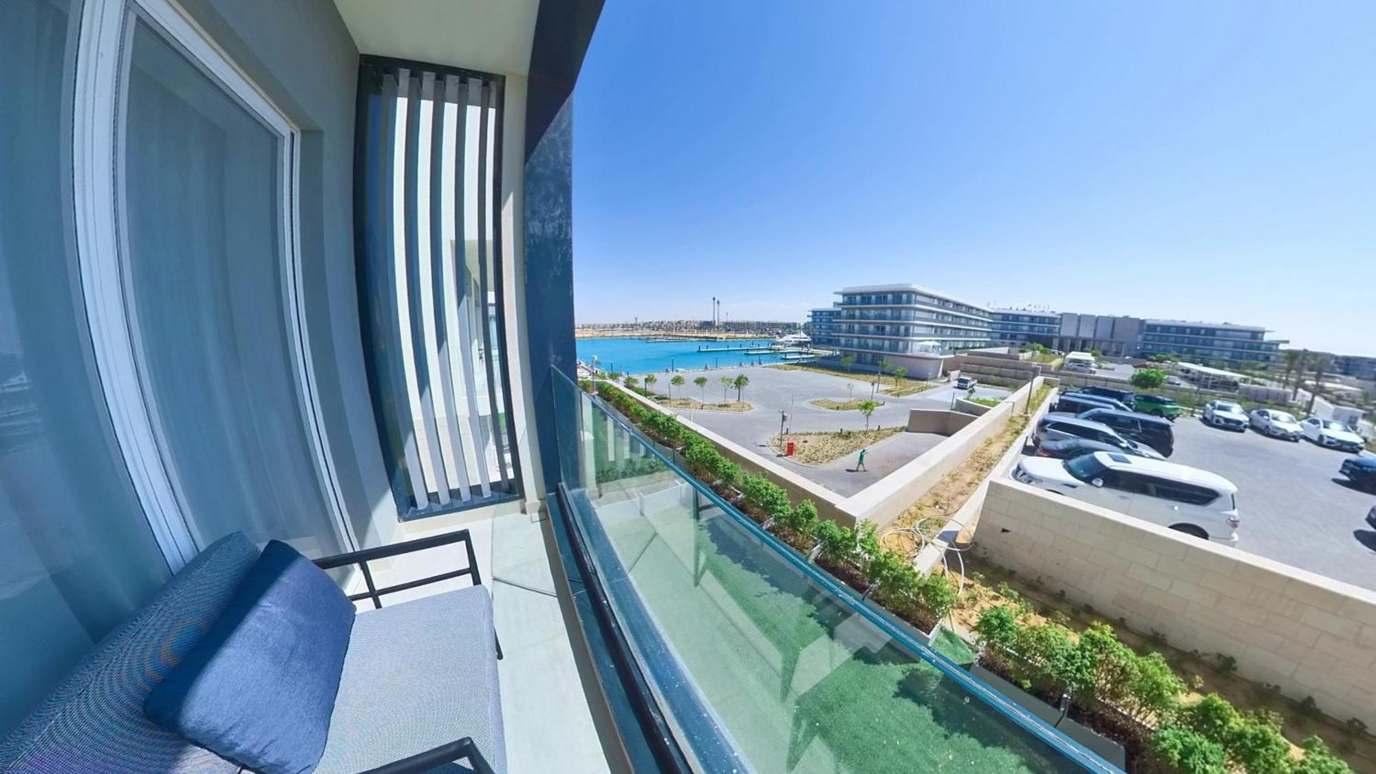 Address Marassi Serviced One Bedroom Suite, Partial Marina View Apartment *