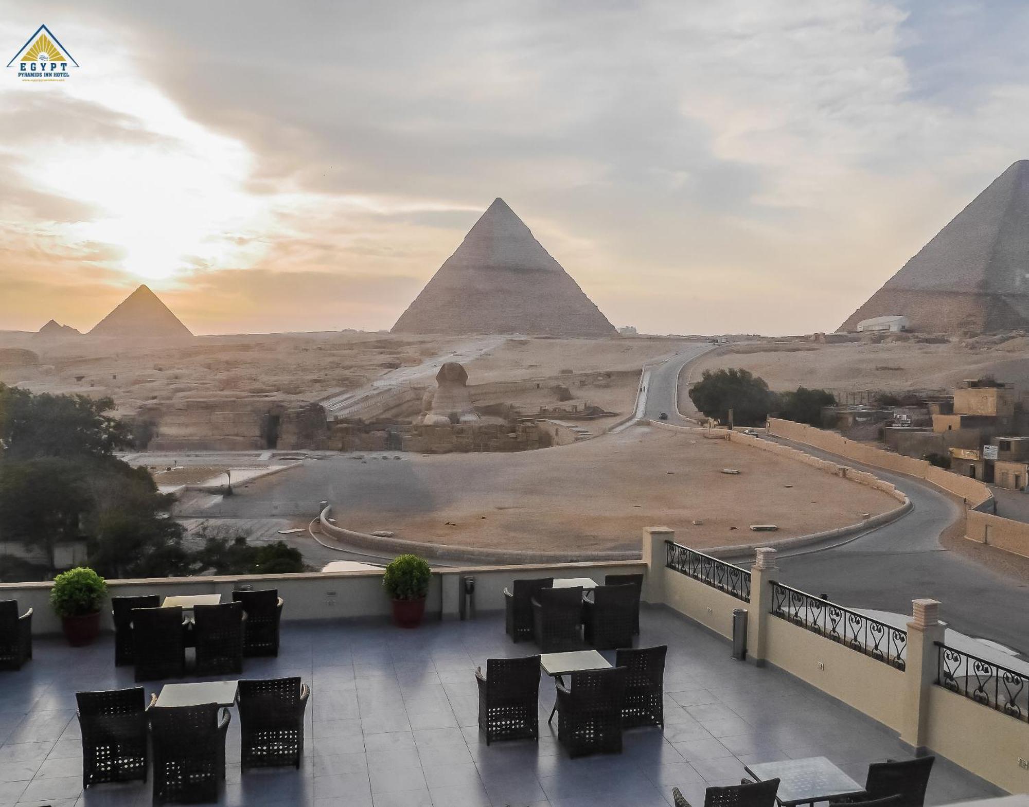 Egypt Pyramids * Kafrat al Jabal