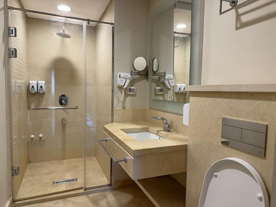 Marvelous 2br - Free Access And Pool Access In Mangroovy Apartment Hurghada