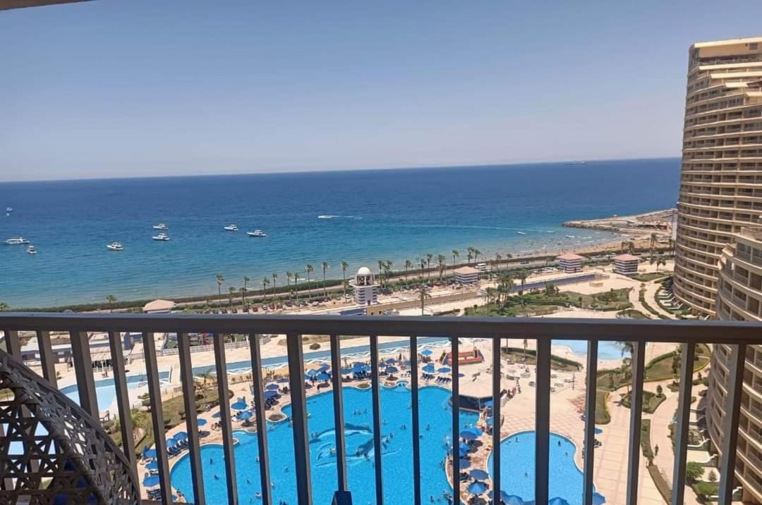 بورتو السخنة ابراج على البحر Apartment *