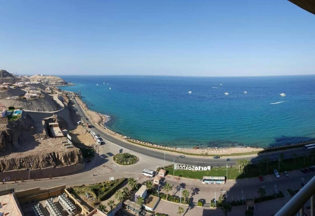 بورتو السخنة ابراج على البحر Apartment
