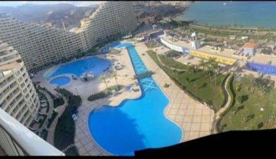 Apartment بورتو السخنة ابراج على البحر *