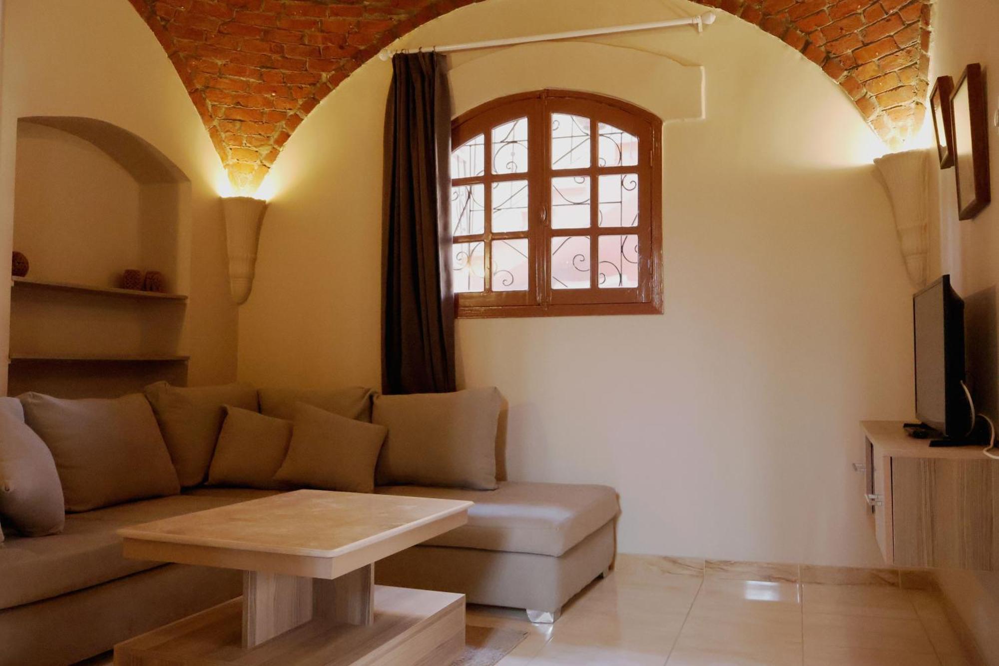 Malkata House - Boutique And Restaurant