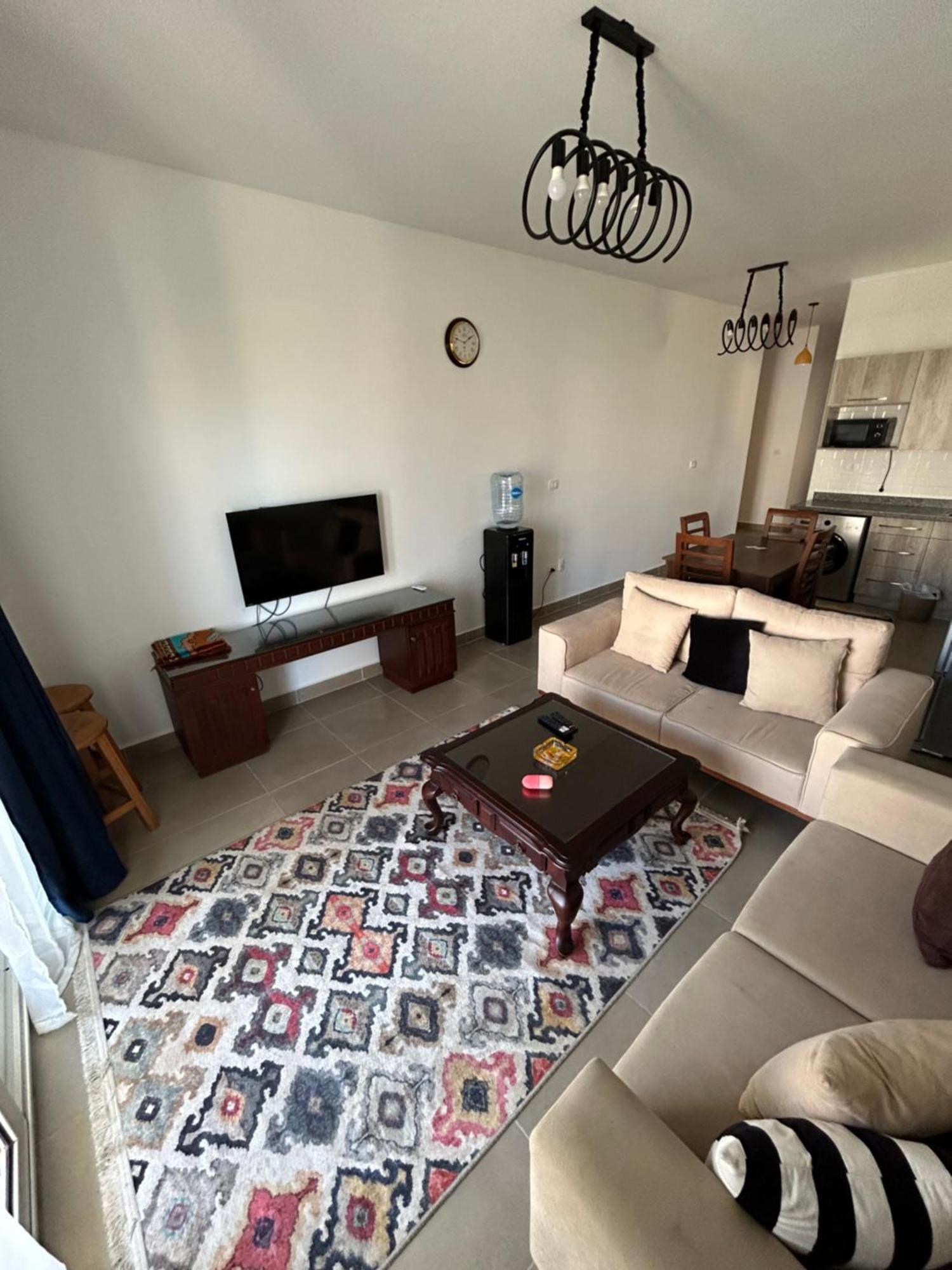 امواج فندقي Amwaj North Coast 2 Bedroom Apartment