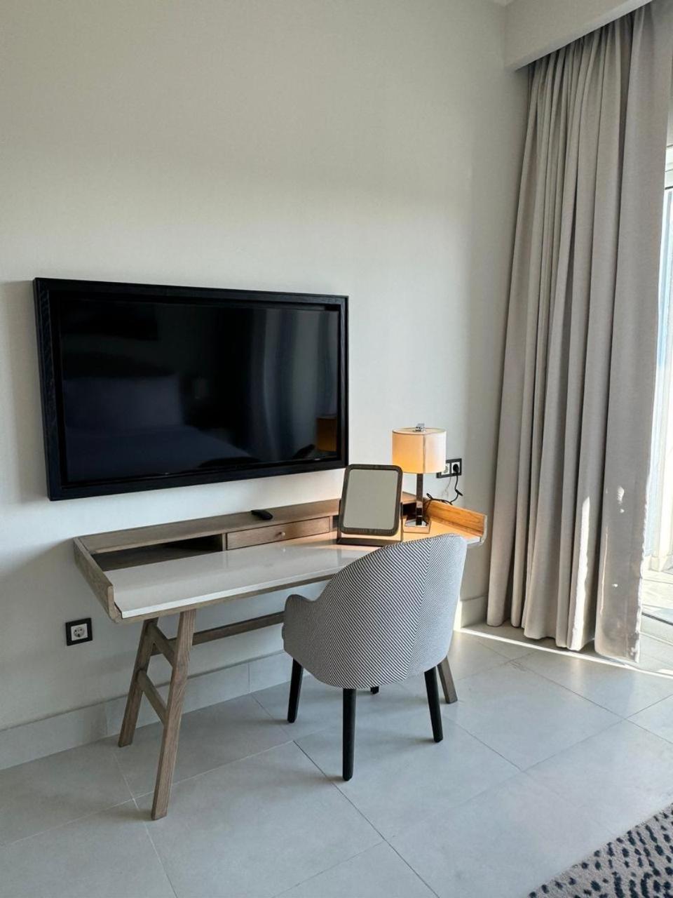 Address Marassi Serviced One Bedroom Suite, Partial Marina View Apartment *