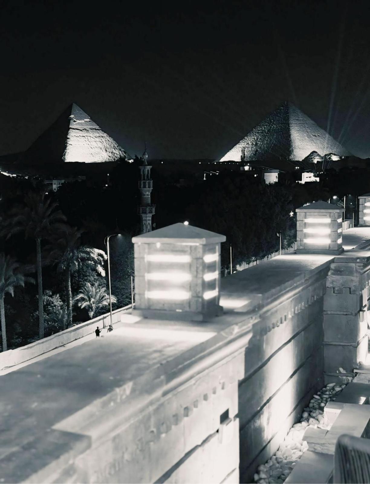 Taj Pyramids View *