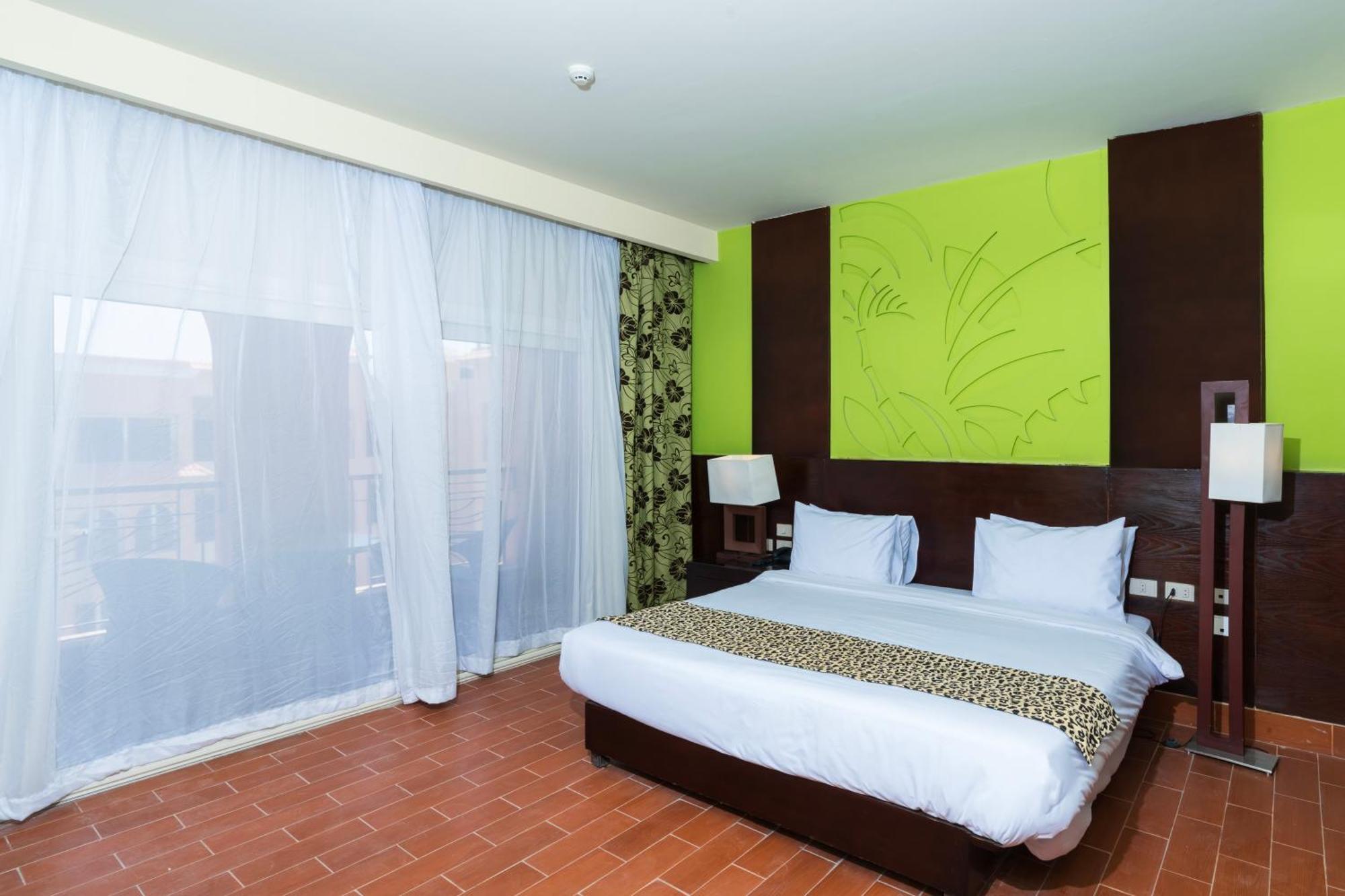 Hotel La Rosa Boho Aqua Park