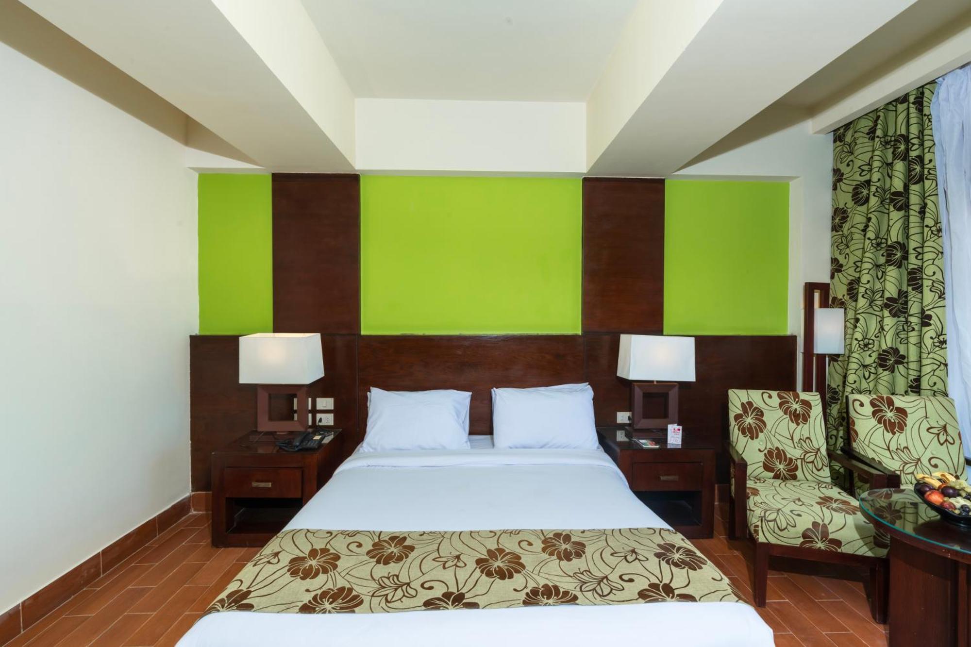 La Rosa Boho Aqua Park Hotel
