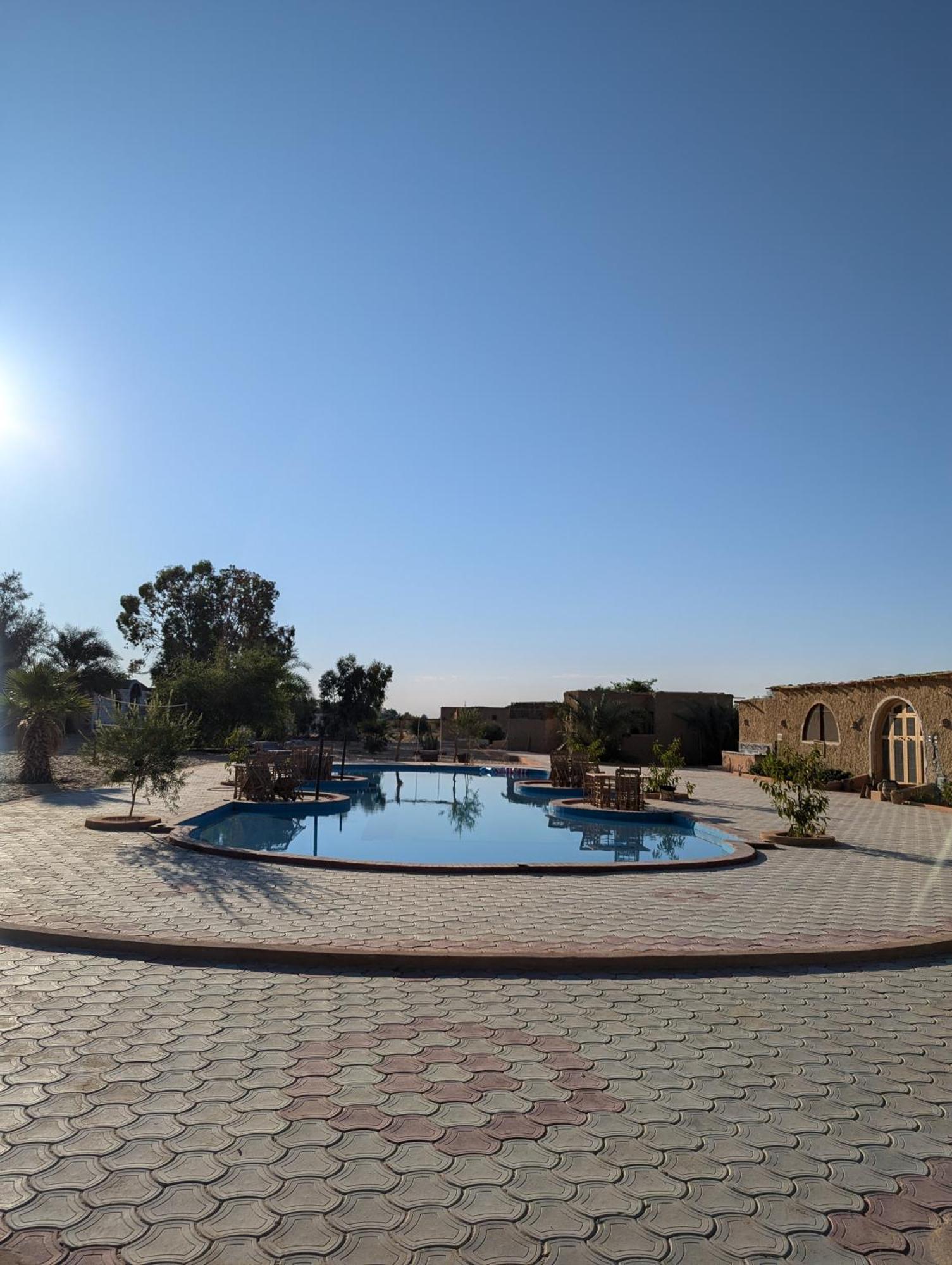 Cafour House Siwa - Hot Spring Camping *