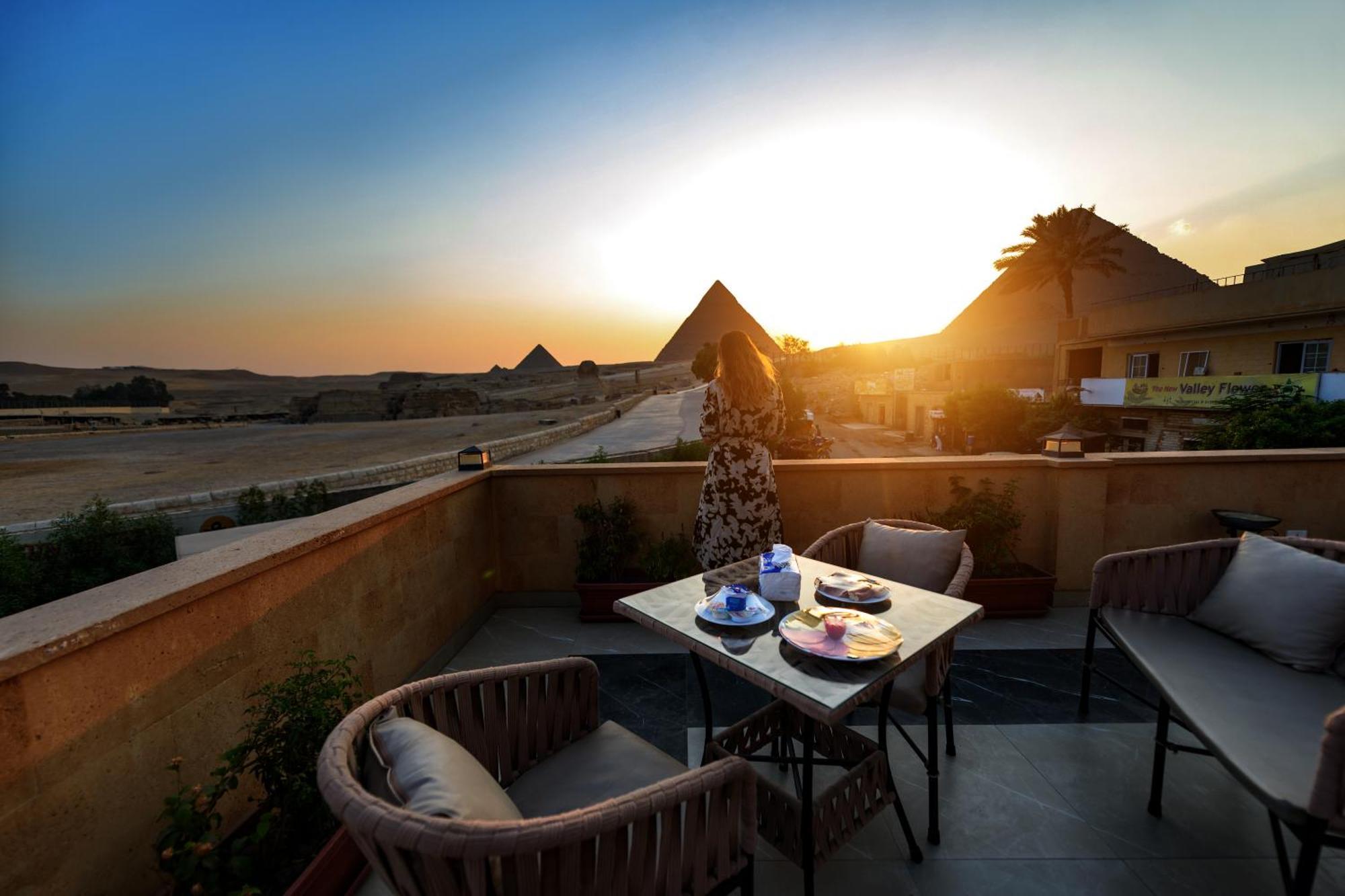 The Gate Front Pyramids & Sphinx View *