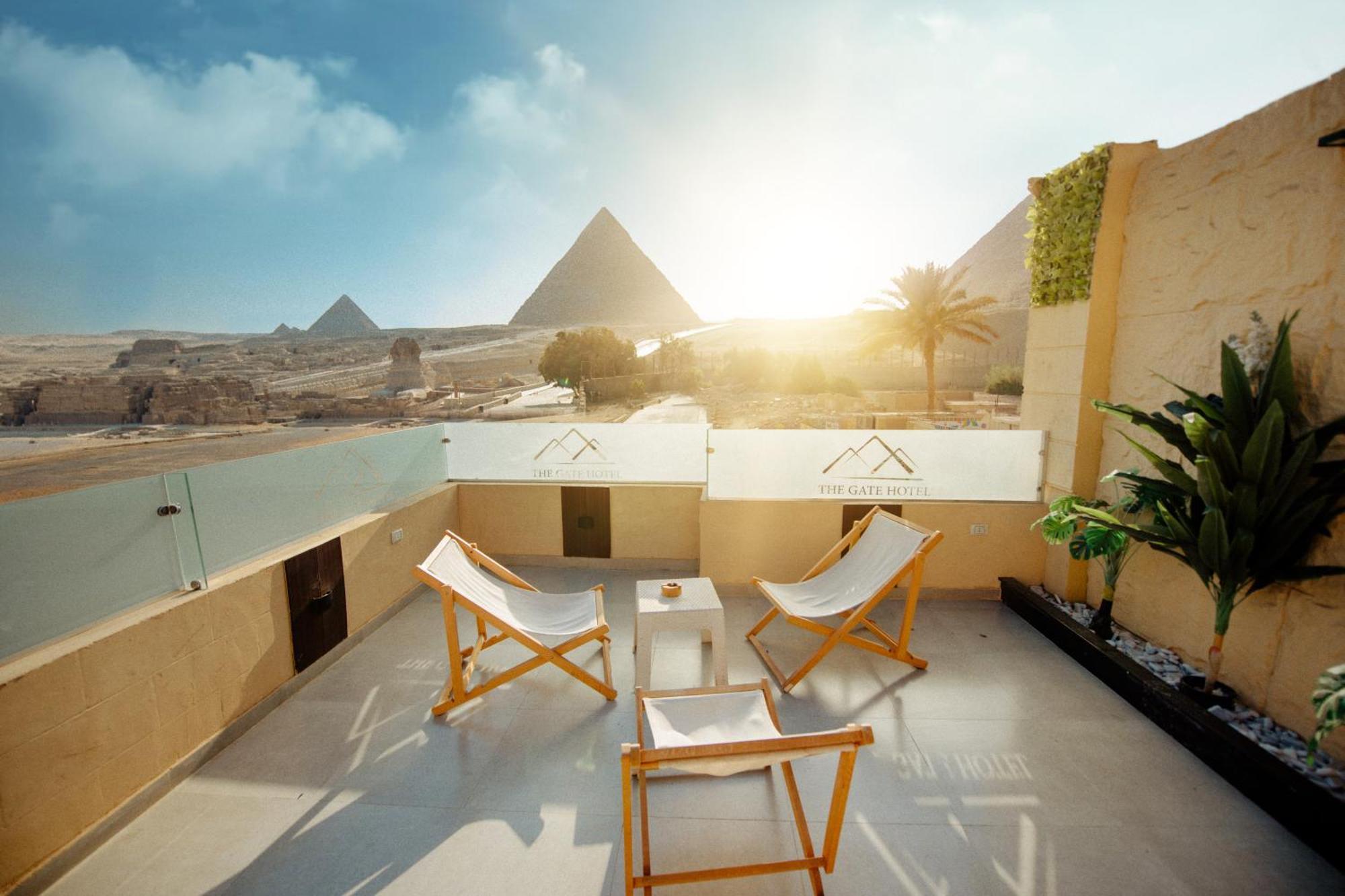 The Gate Front Pyramids & Sphinx View