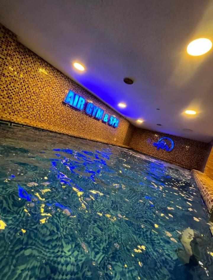 Apartment Crown With Fitness And Wellness *
