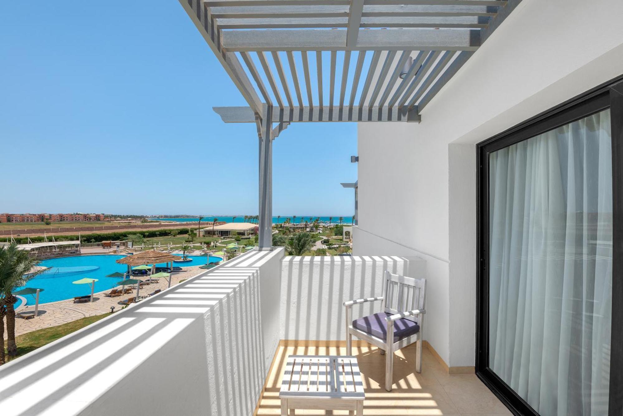 Movenpick Waterpark & Resort Soma Bay
