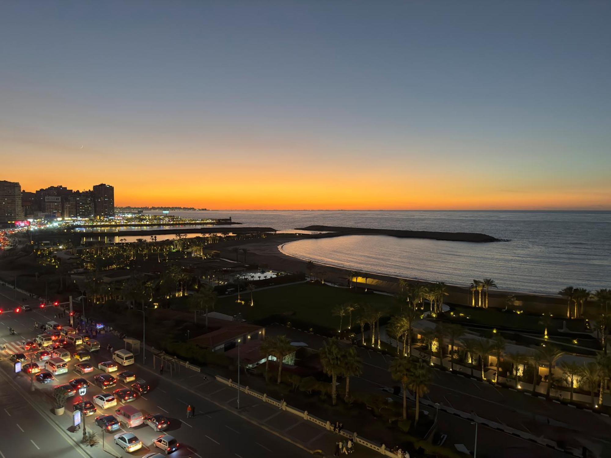 Nabeel Homes - Penthouse Duplex With Rooftop Apartment