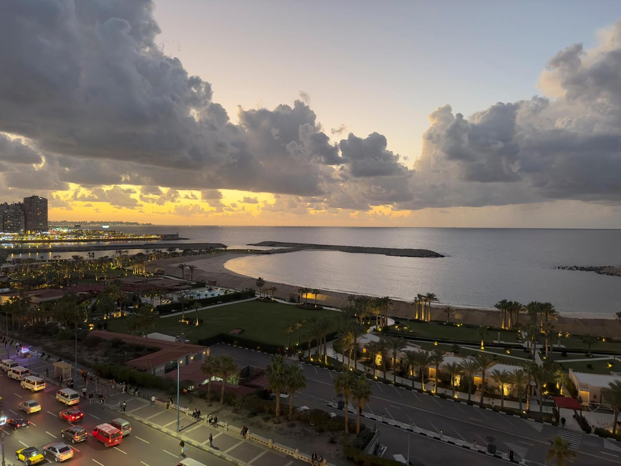 Nabeel Homes - Penthouse Duplex With Rooftop Alexandria