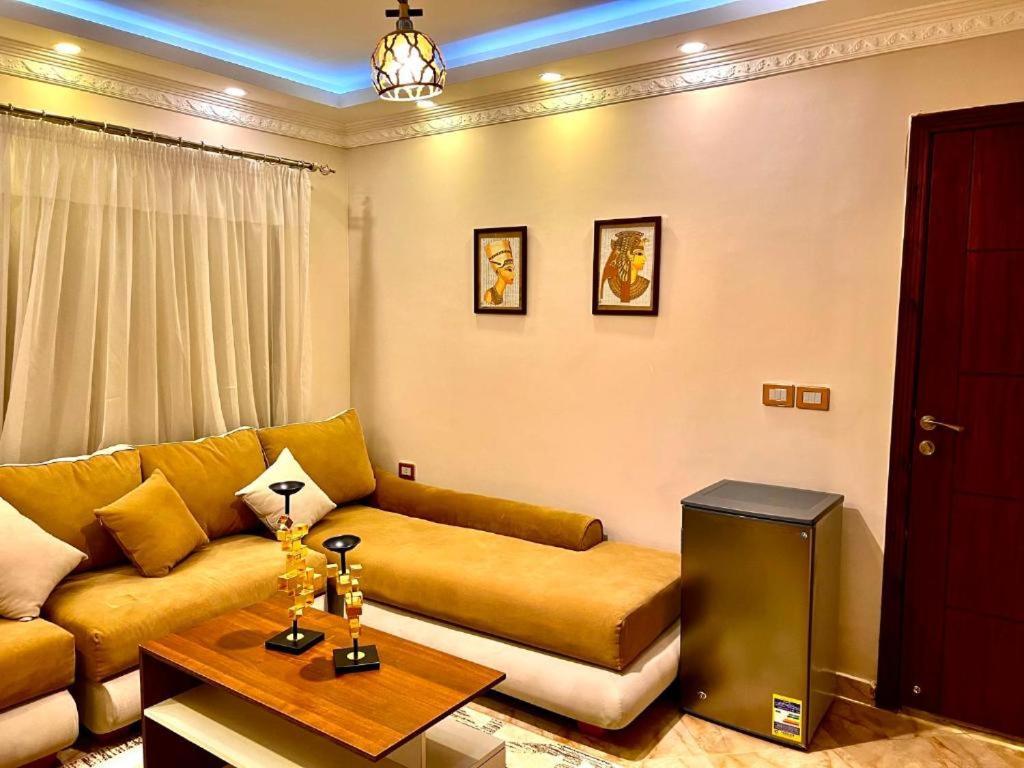 Pyramids View Hotel Bed & Breakfast Cairo