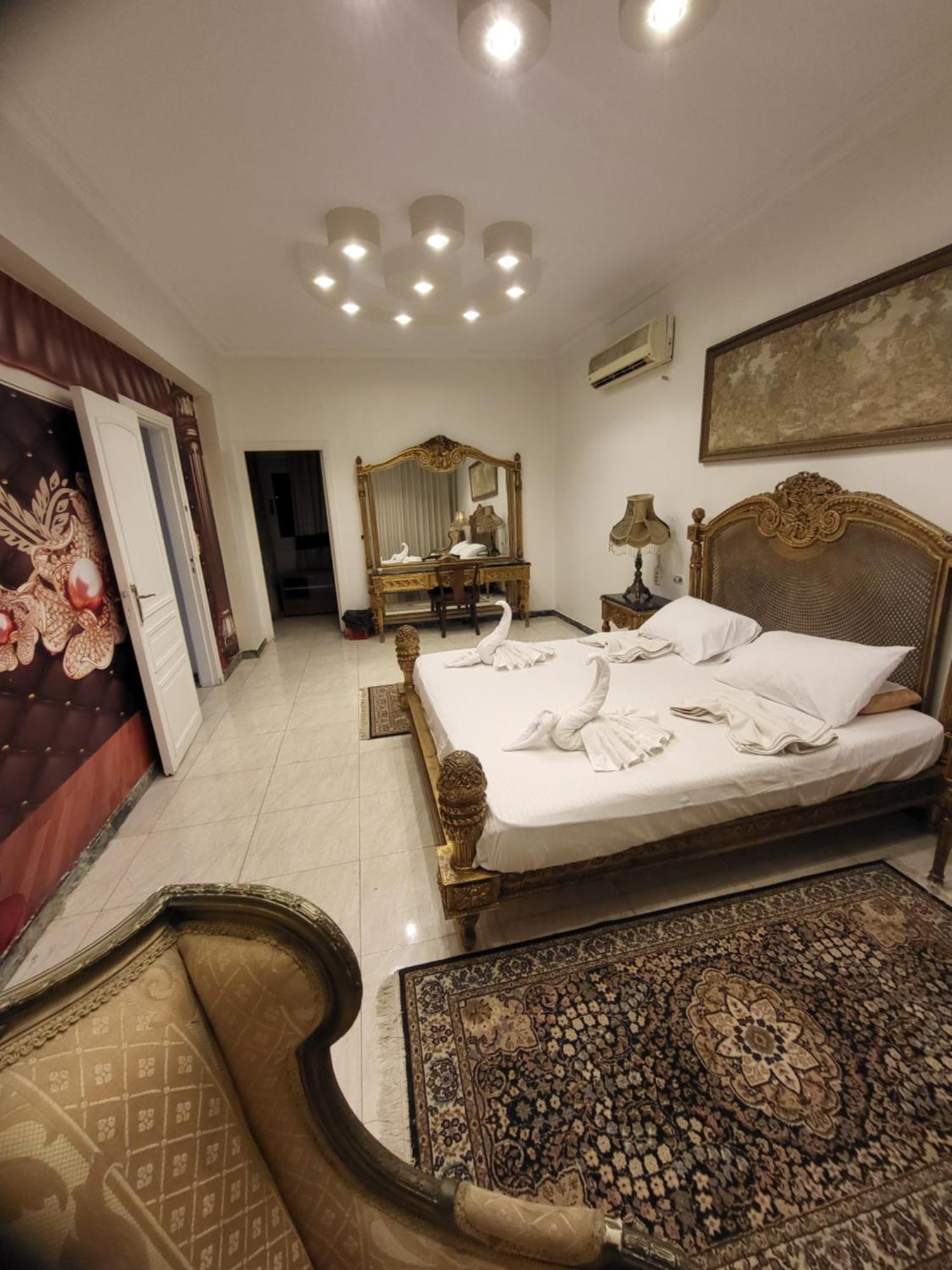 شقه فى ميامى بالاسكندريه مطله على البحر Apartment
