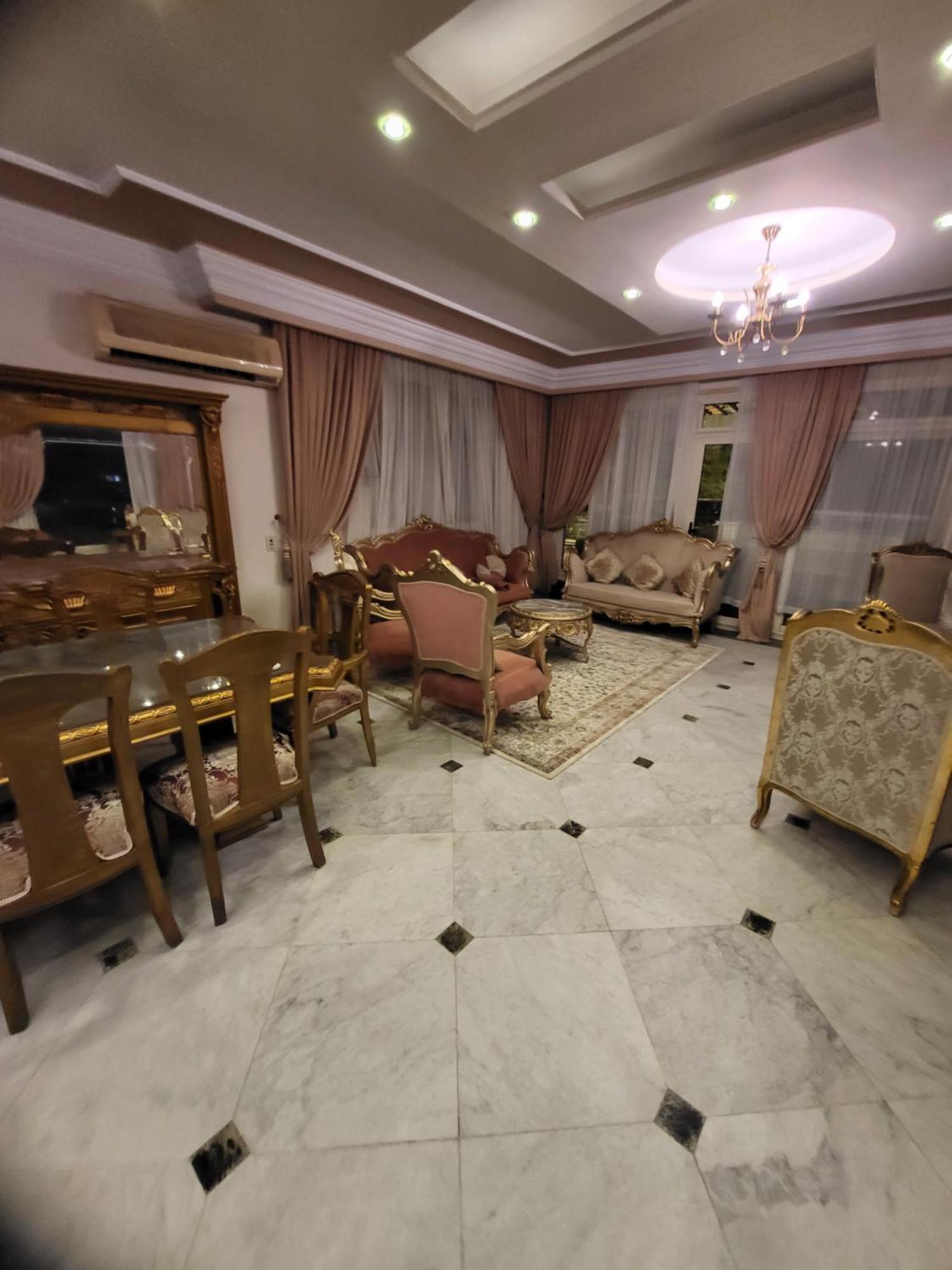 شقه فى ميامى بالاسكندريه مطله على البحر Apartment