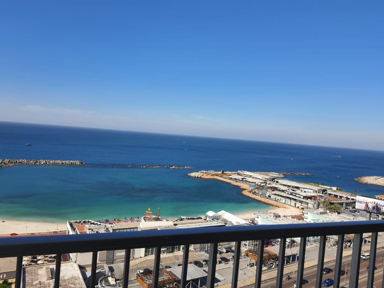 Square - Brand New Luxury With Stunning Sea View Apartament Alexandria