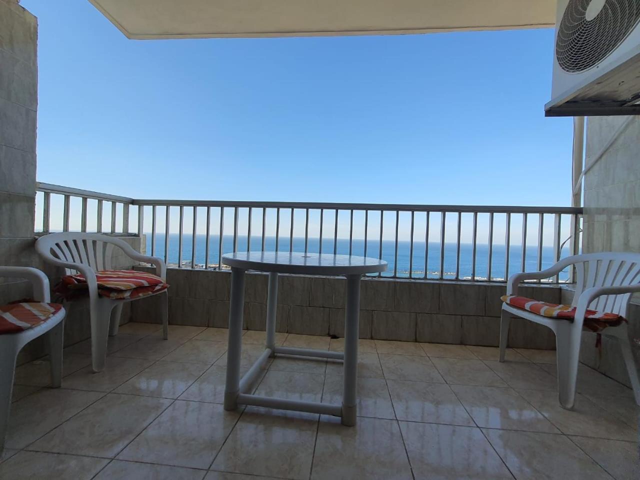 Square - Brand New Luxury With Stunning Sea View Apartament Alexandria