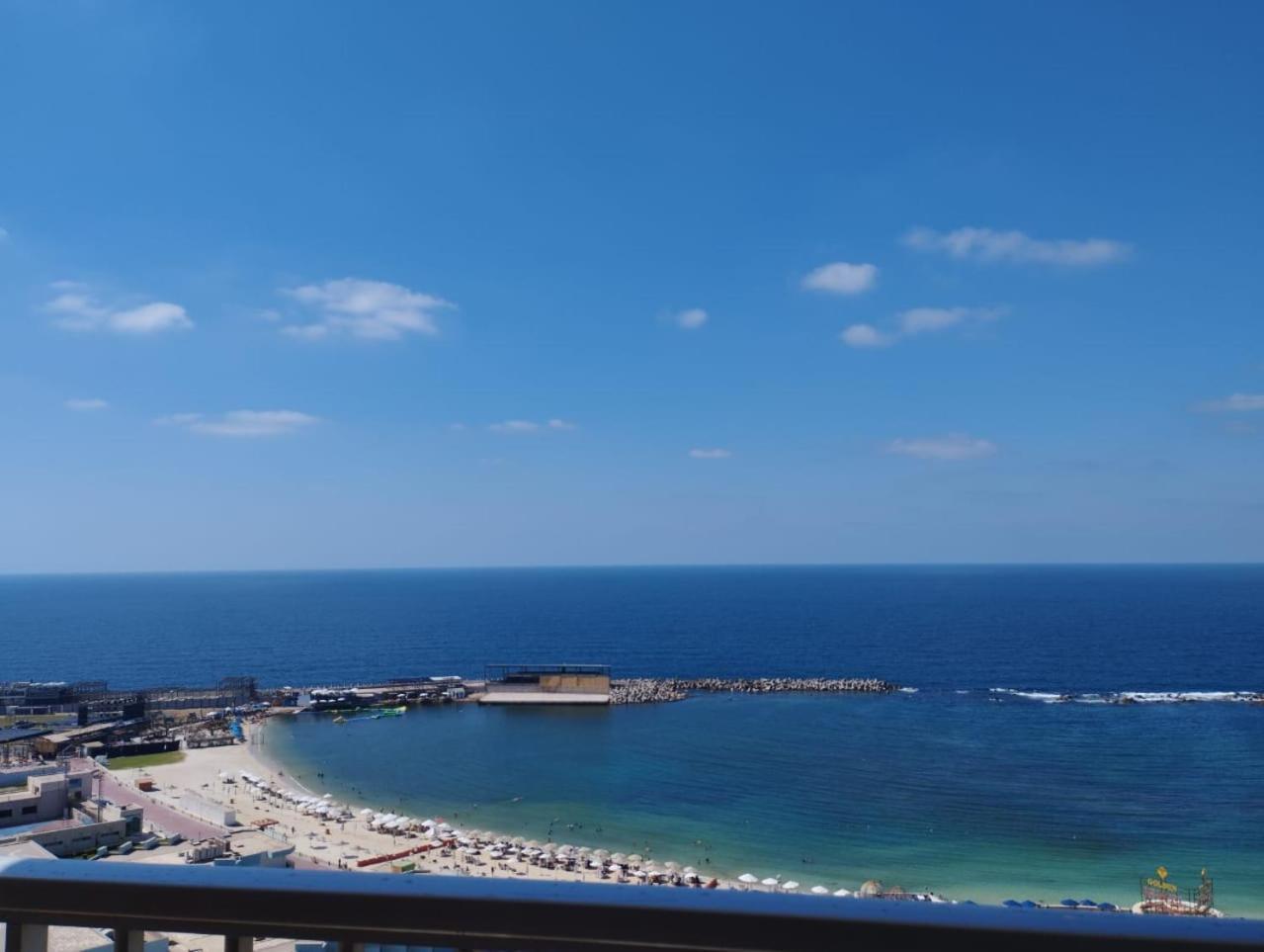 Square - Brand New Luxury With Stunning Sea View Apartament