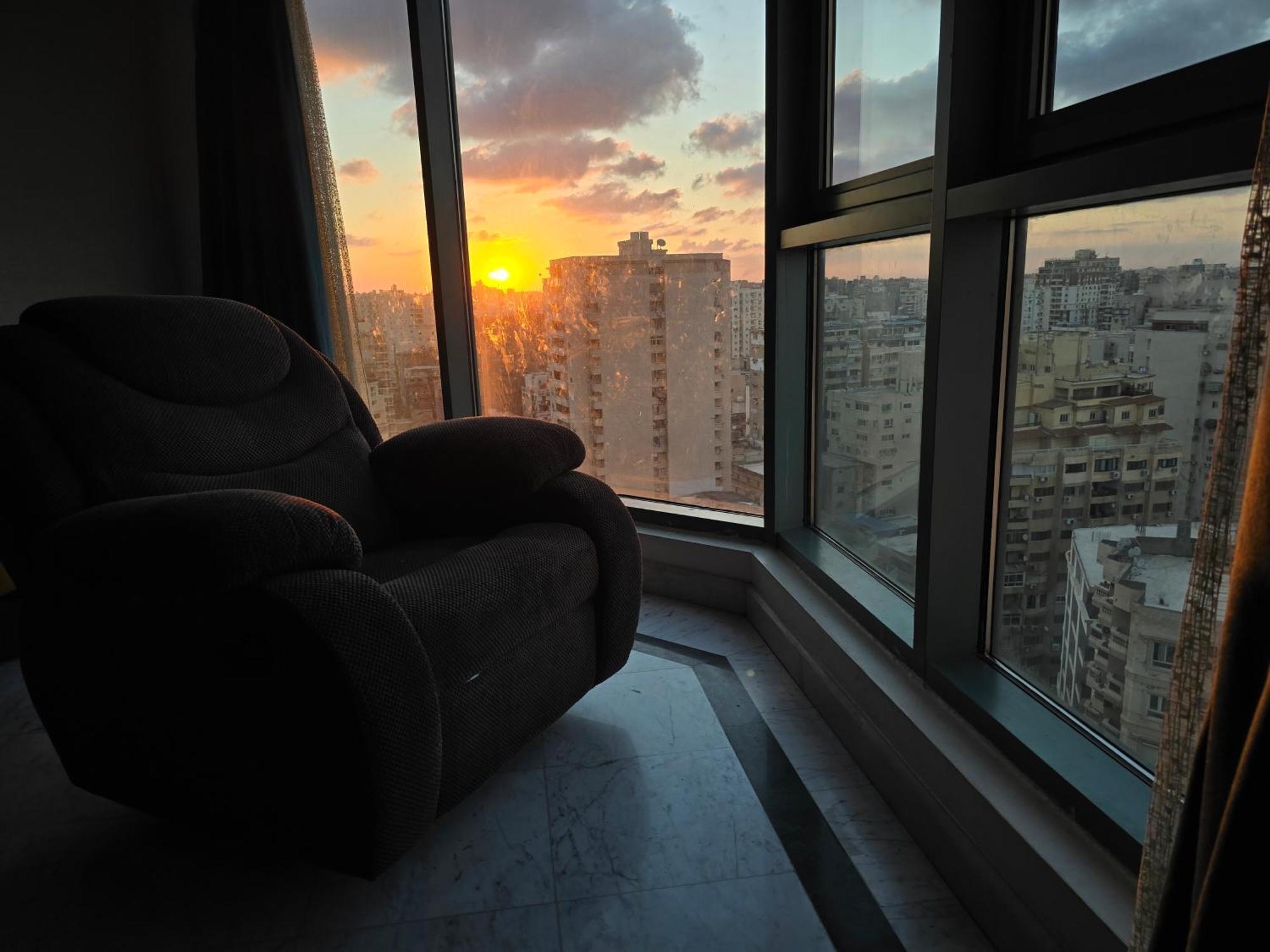 Grand Plaza San Stefano: Luxury With Mall Access * Alexandria
