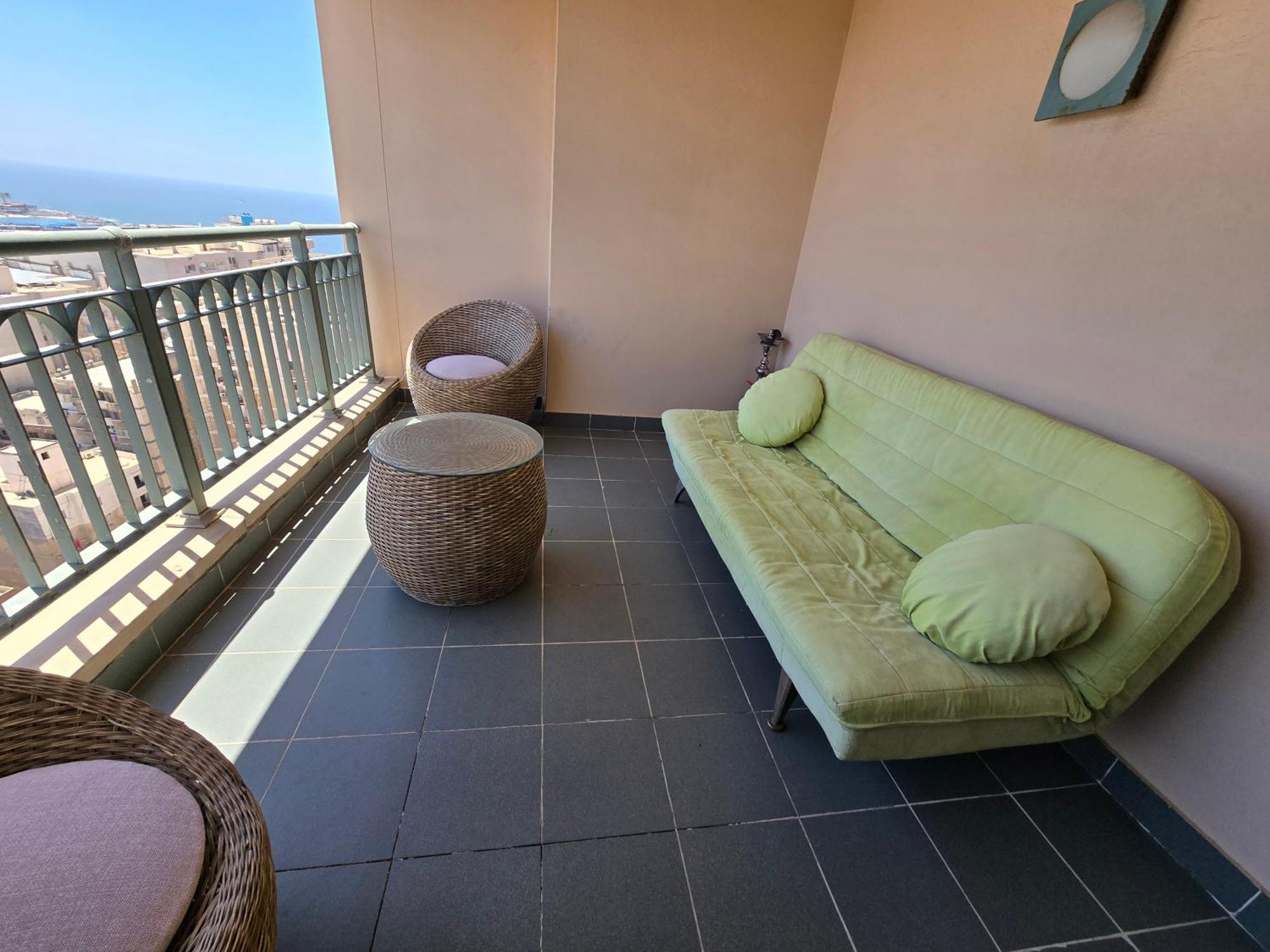 Grand Plaza San Stefano: Luxury With Mall Access Apartment