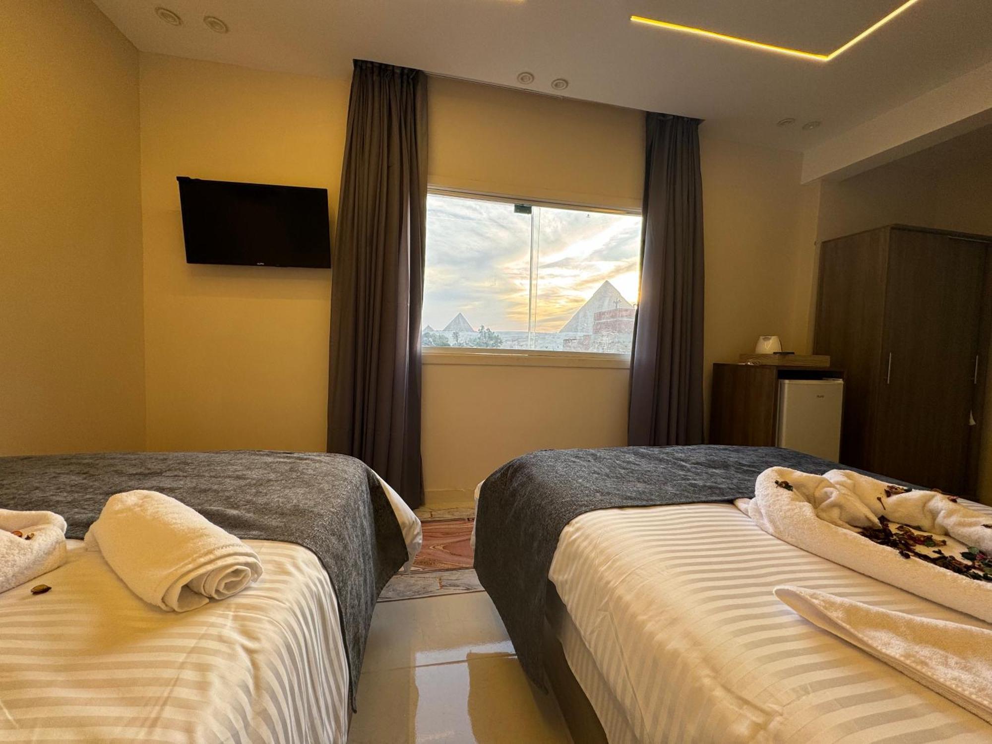 Dima Pyramids View 3*