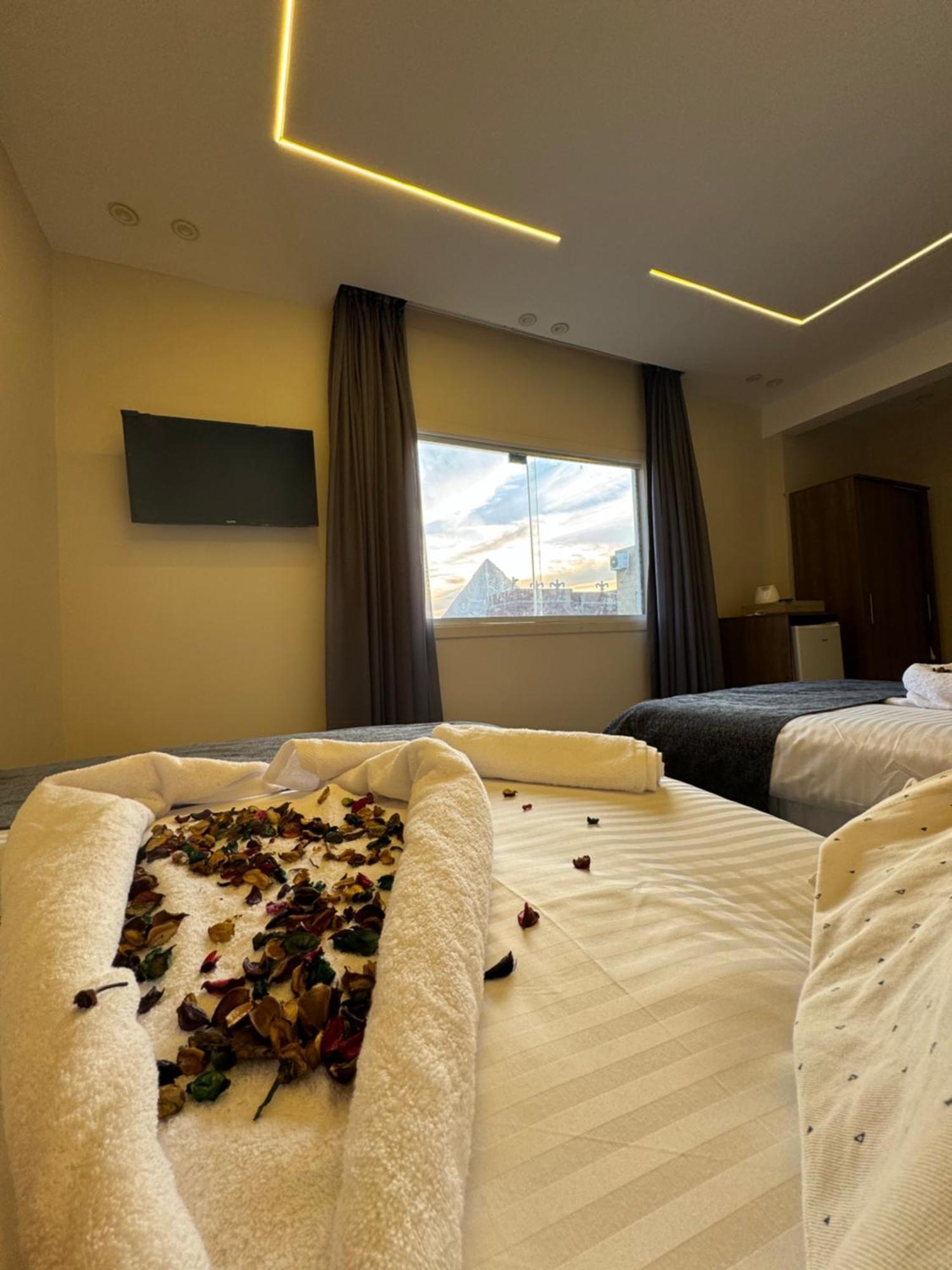 Hotel Dima Pyramids View