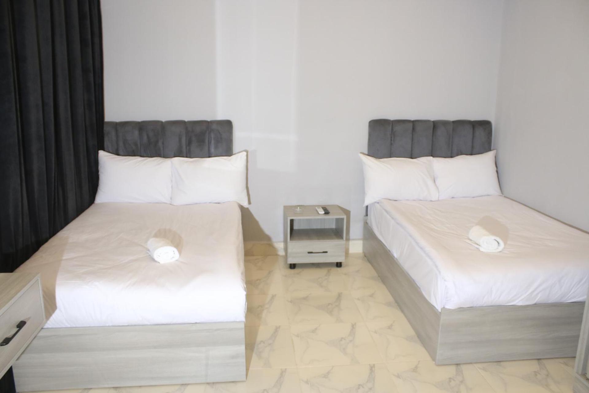 Habu Pyramids View 4* Kafret el-Gabal