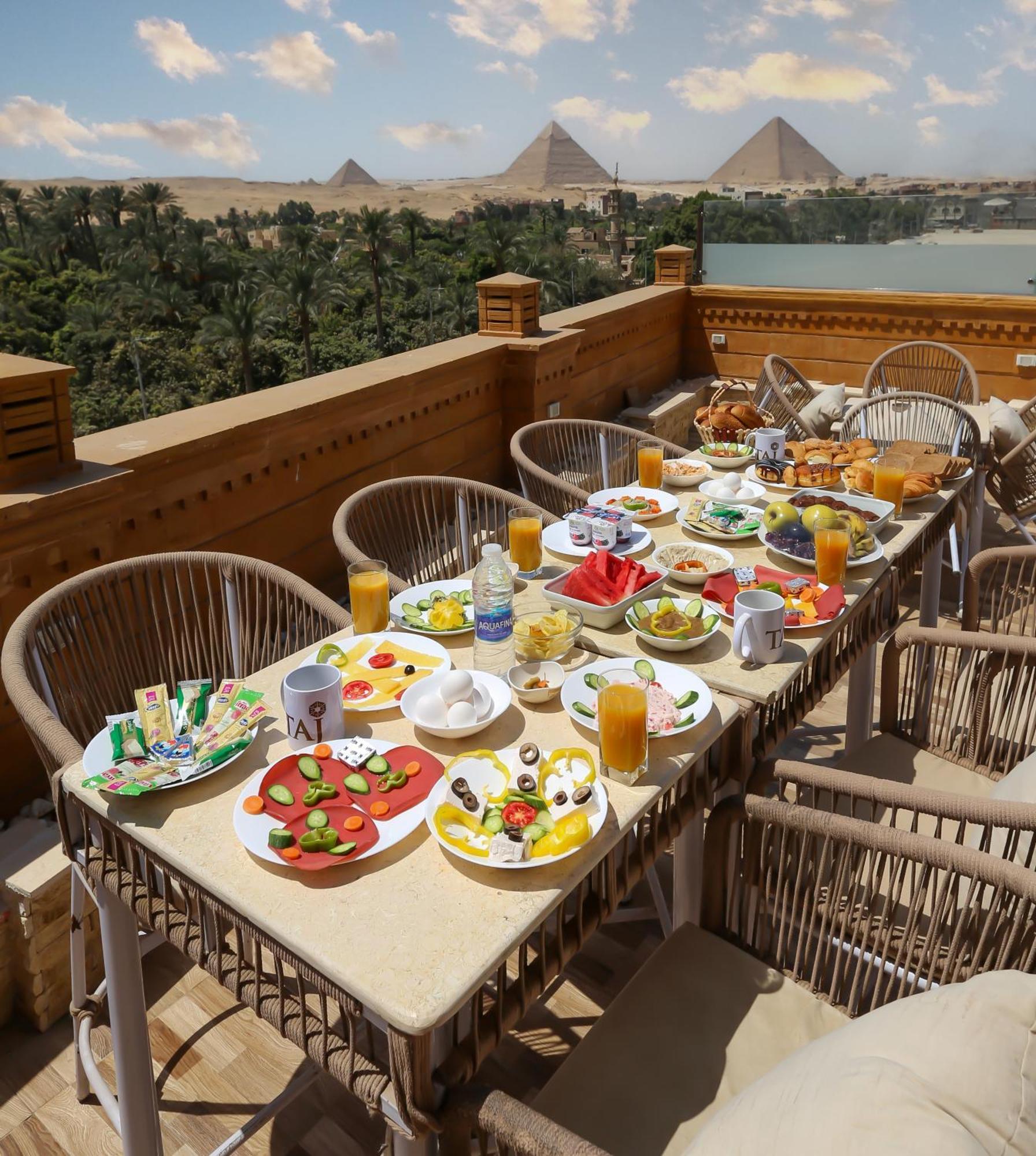 Bed & Breakfast Taj Pyramids View *