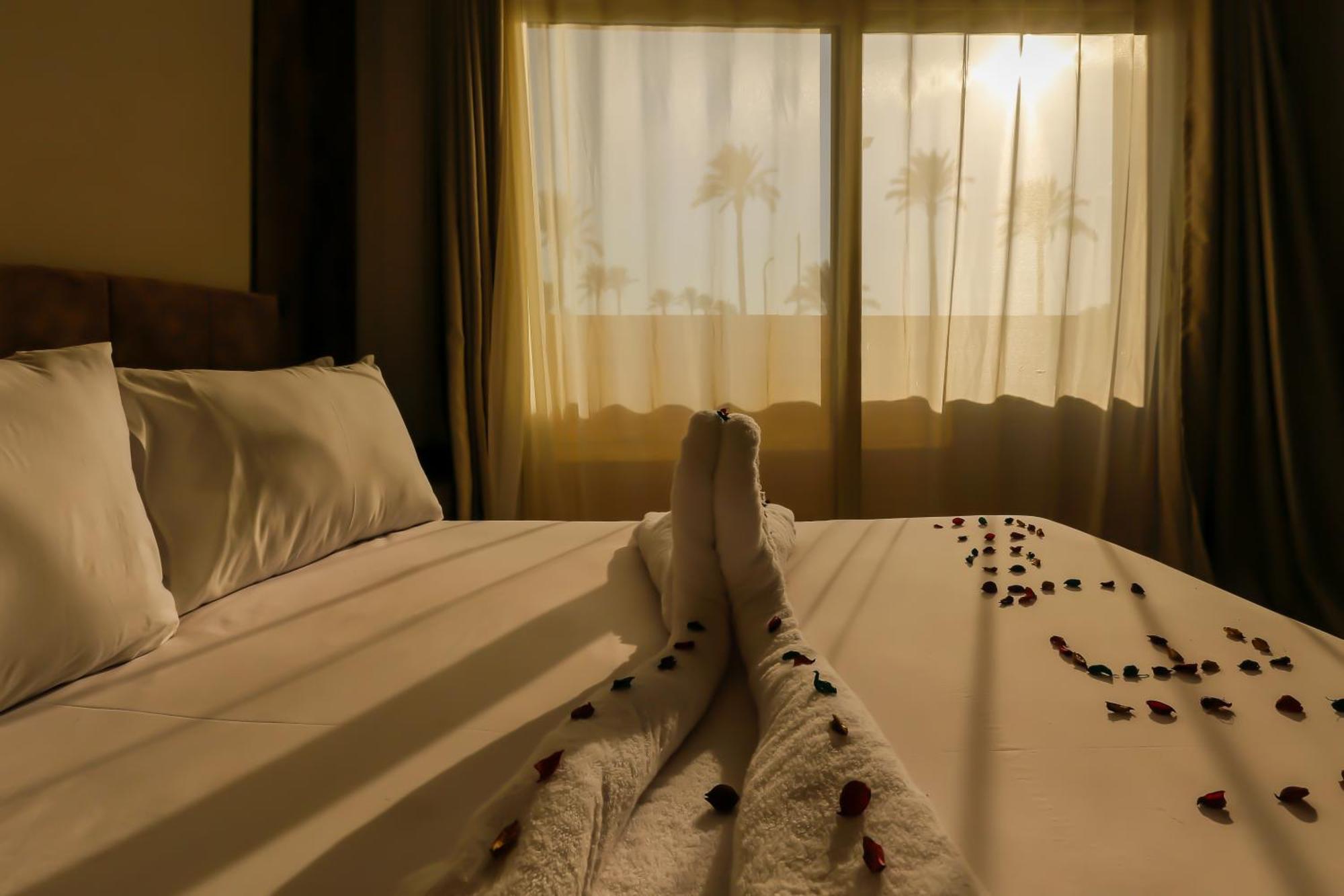 Bed & Breakfast Taj Pyramids View *