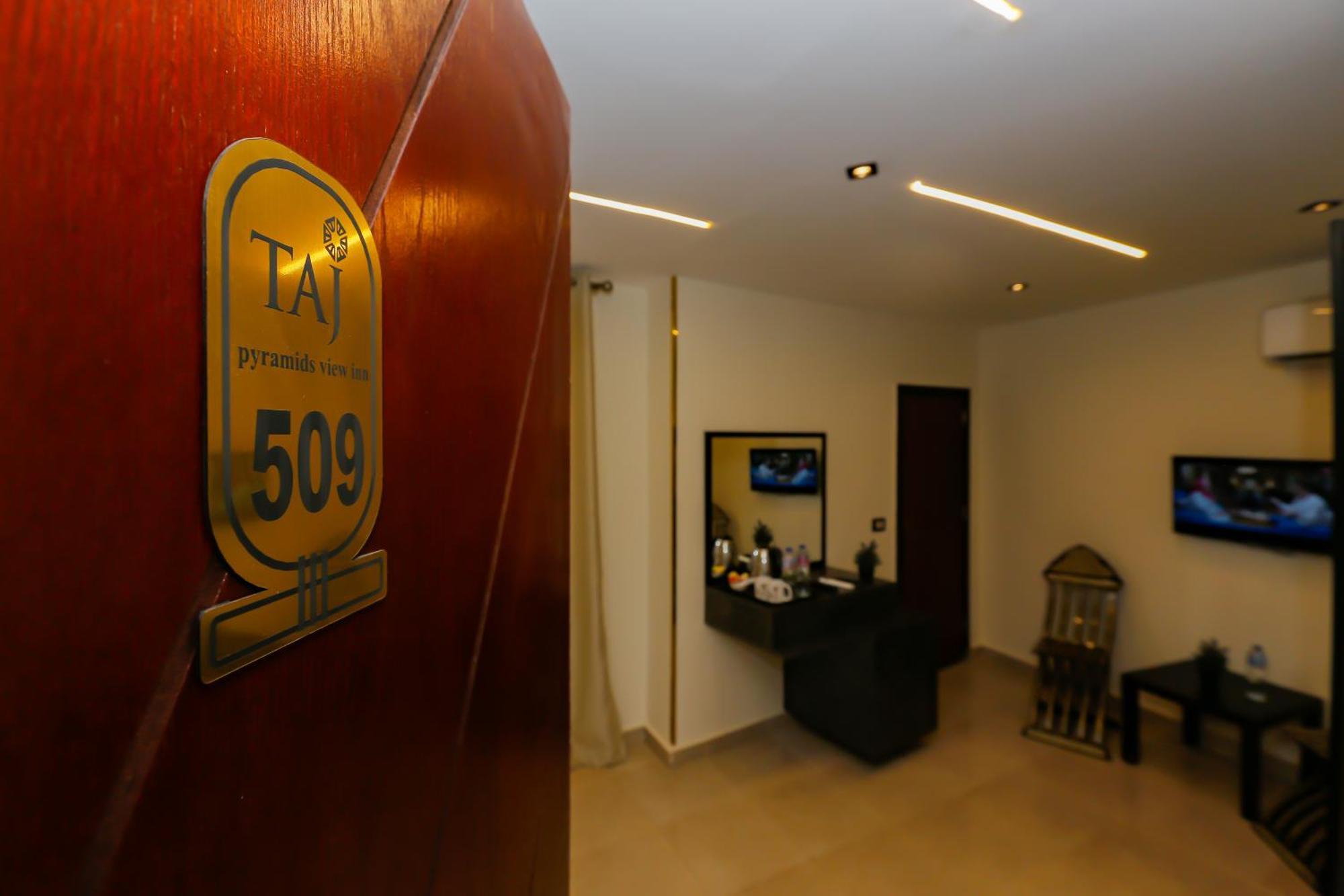 Bed & Breakfast Taj Pyramids View *