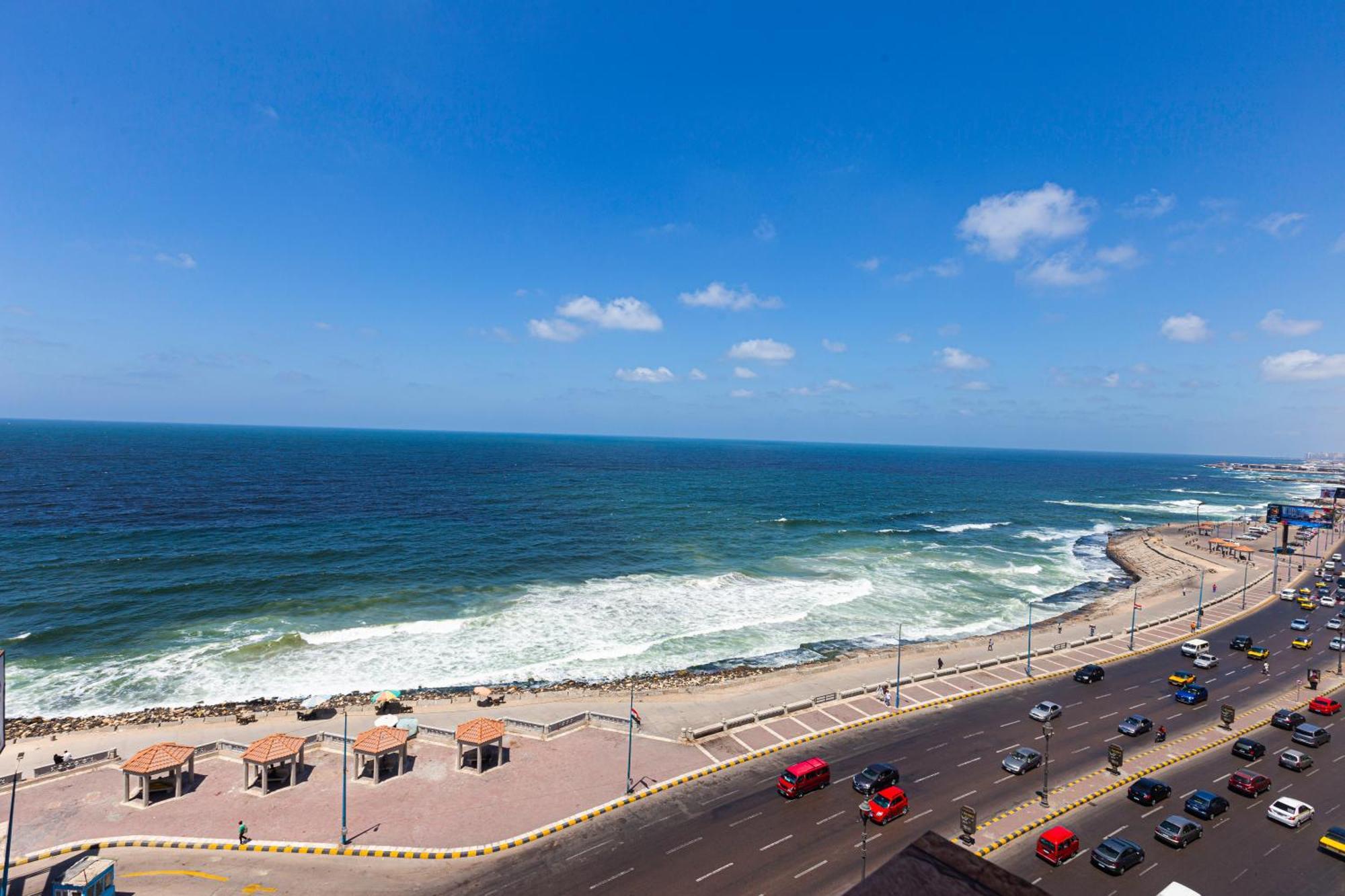 Hyat & Hotel 3*
