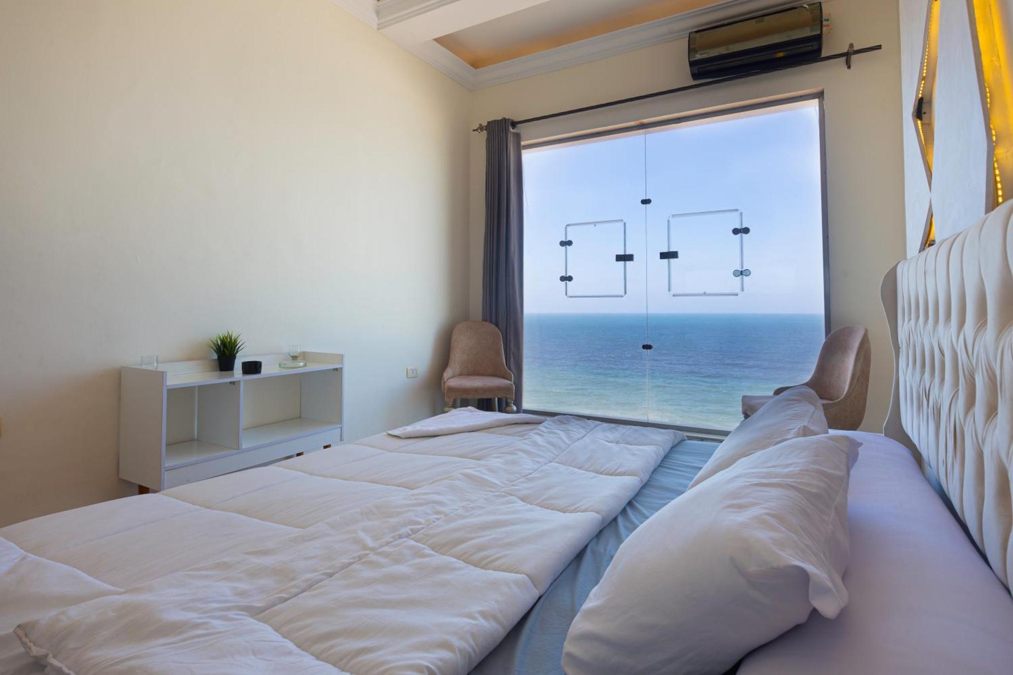 Hyat & Hotel Alexandria