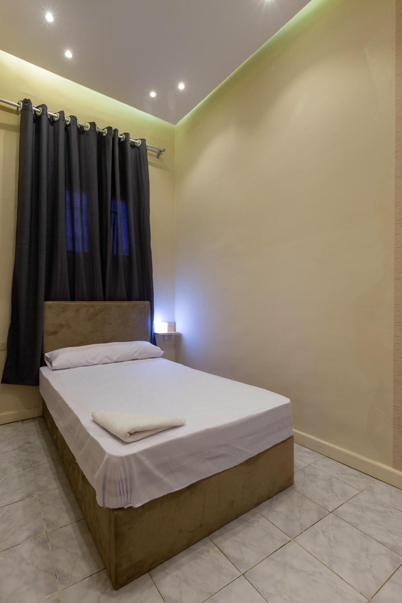 Hotel Hyat & 3*