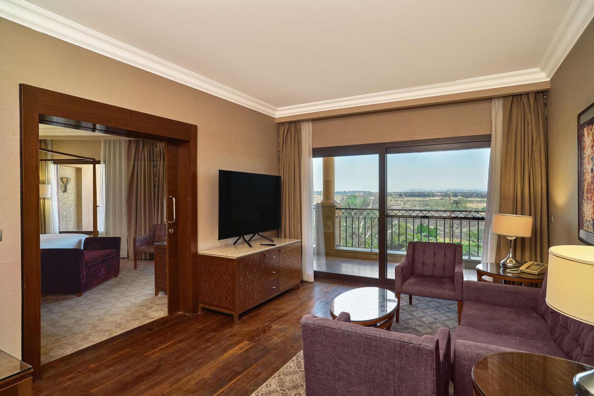Hilton Alexandria King's Ranch 5*
