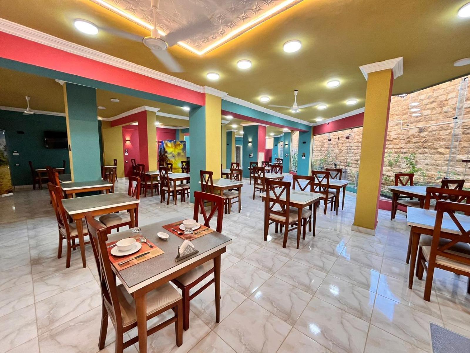 Reef House Otel