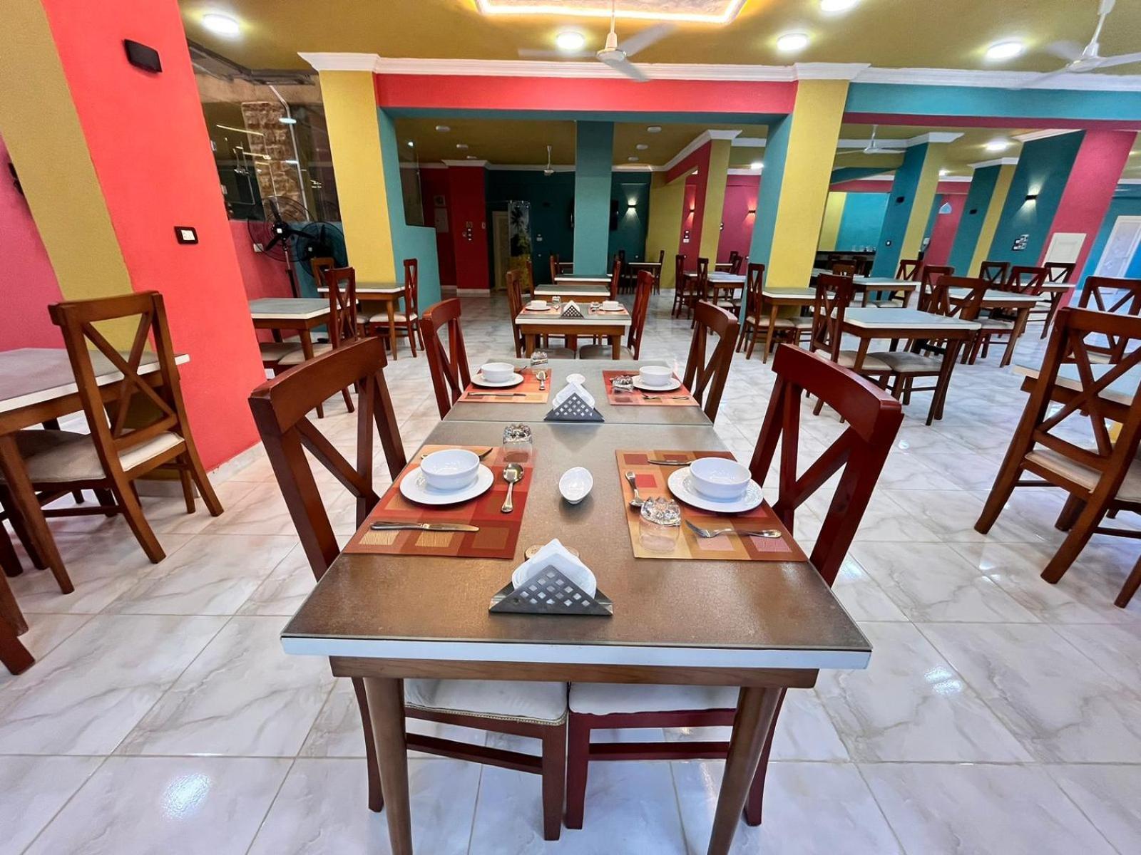 Reef House Marsa Alem