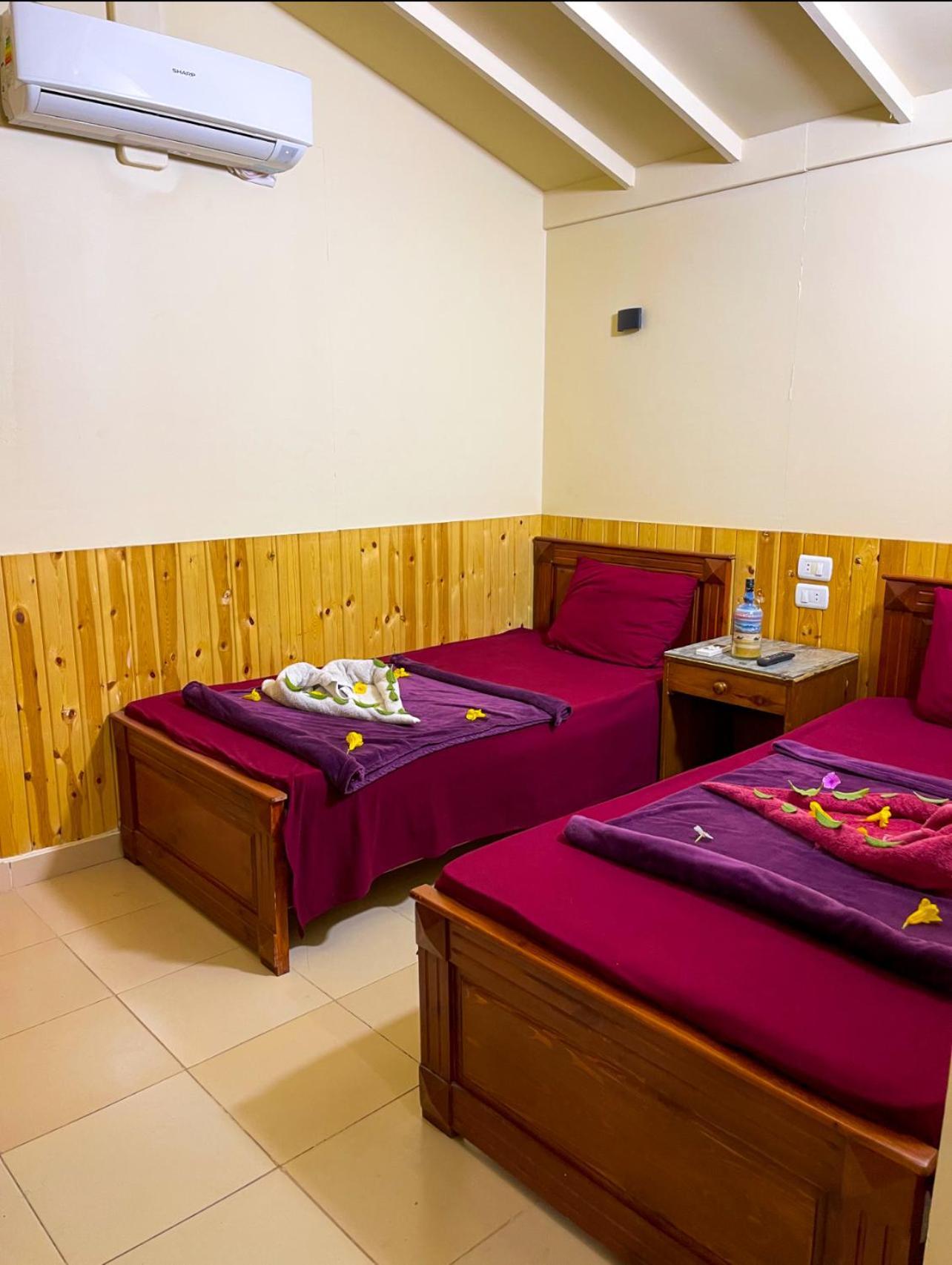 Hotel Miramar Camp *