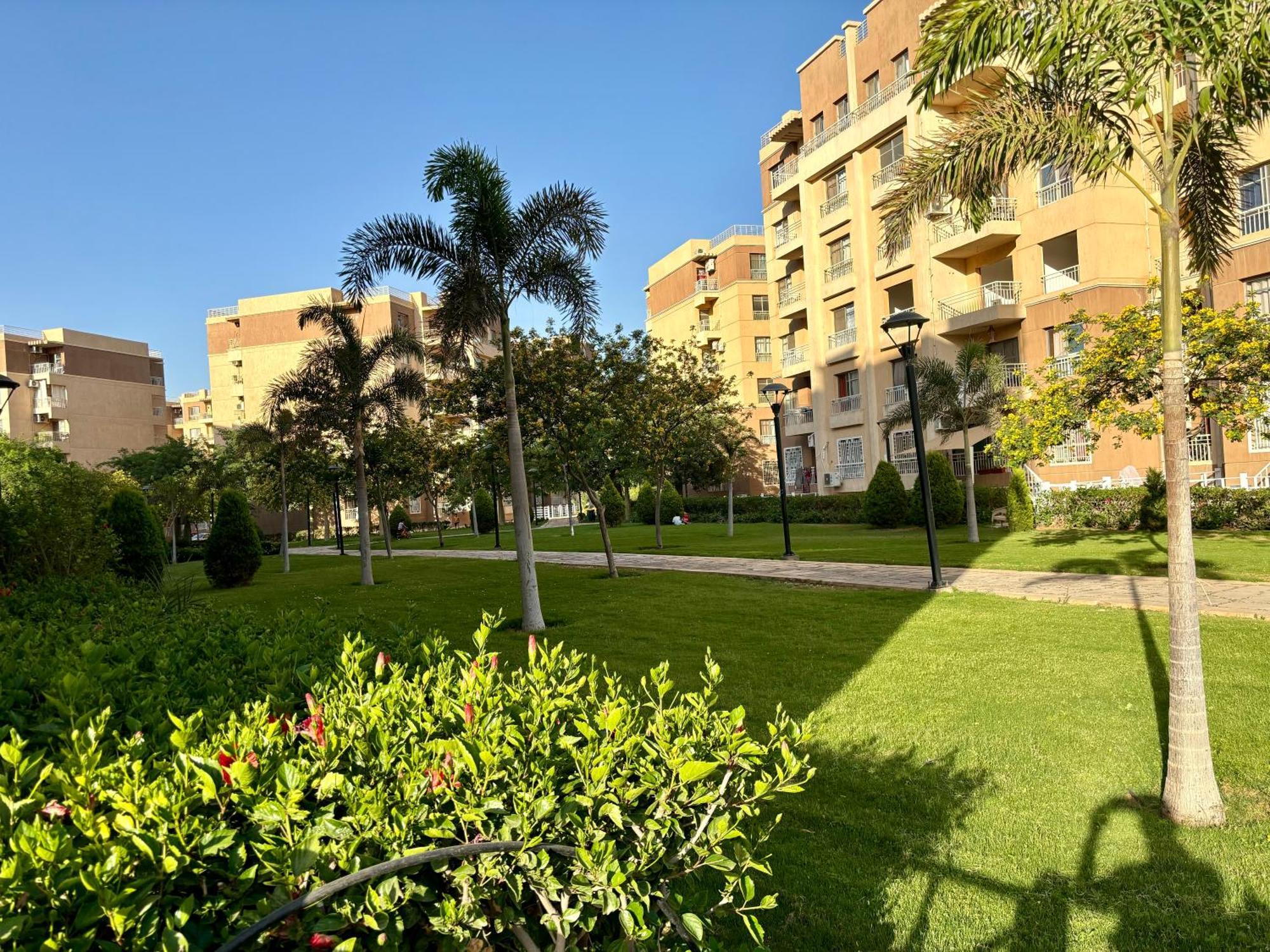 Luxury Inn: 2br Amazing Location In B11 Apartment *