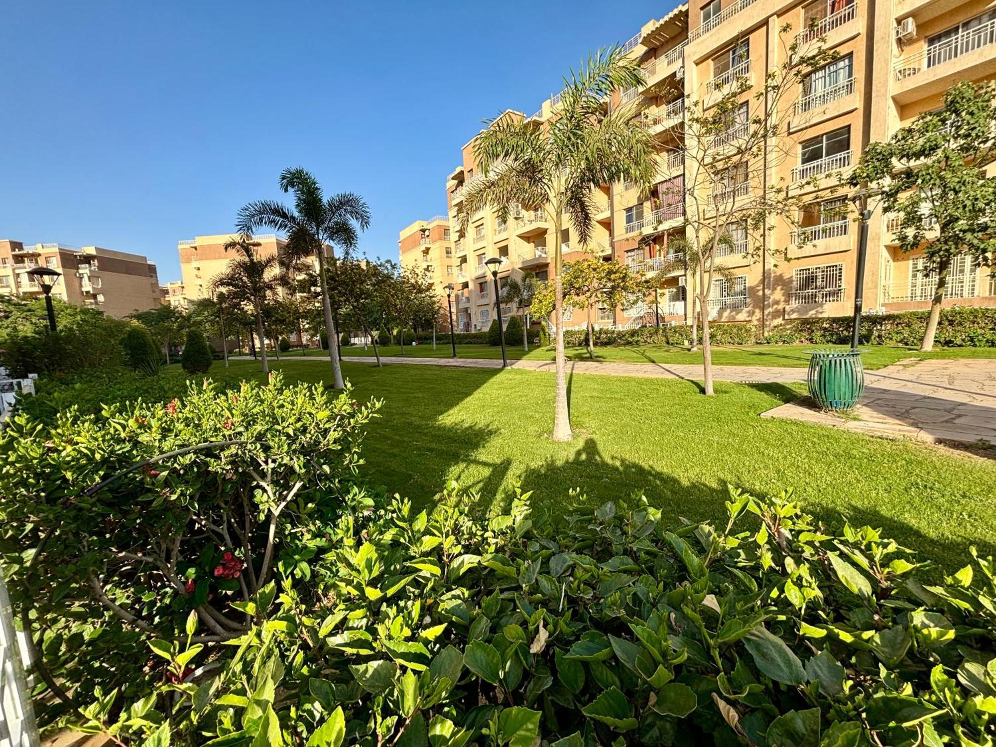 Luxury Inn: 2br Amazing Location In B11 Apartment